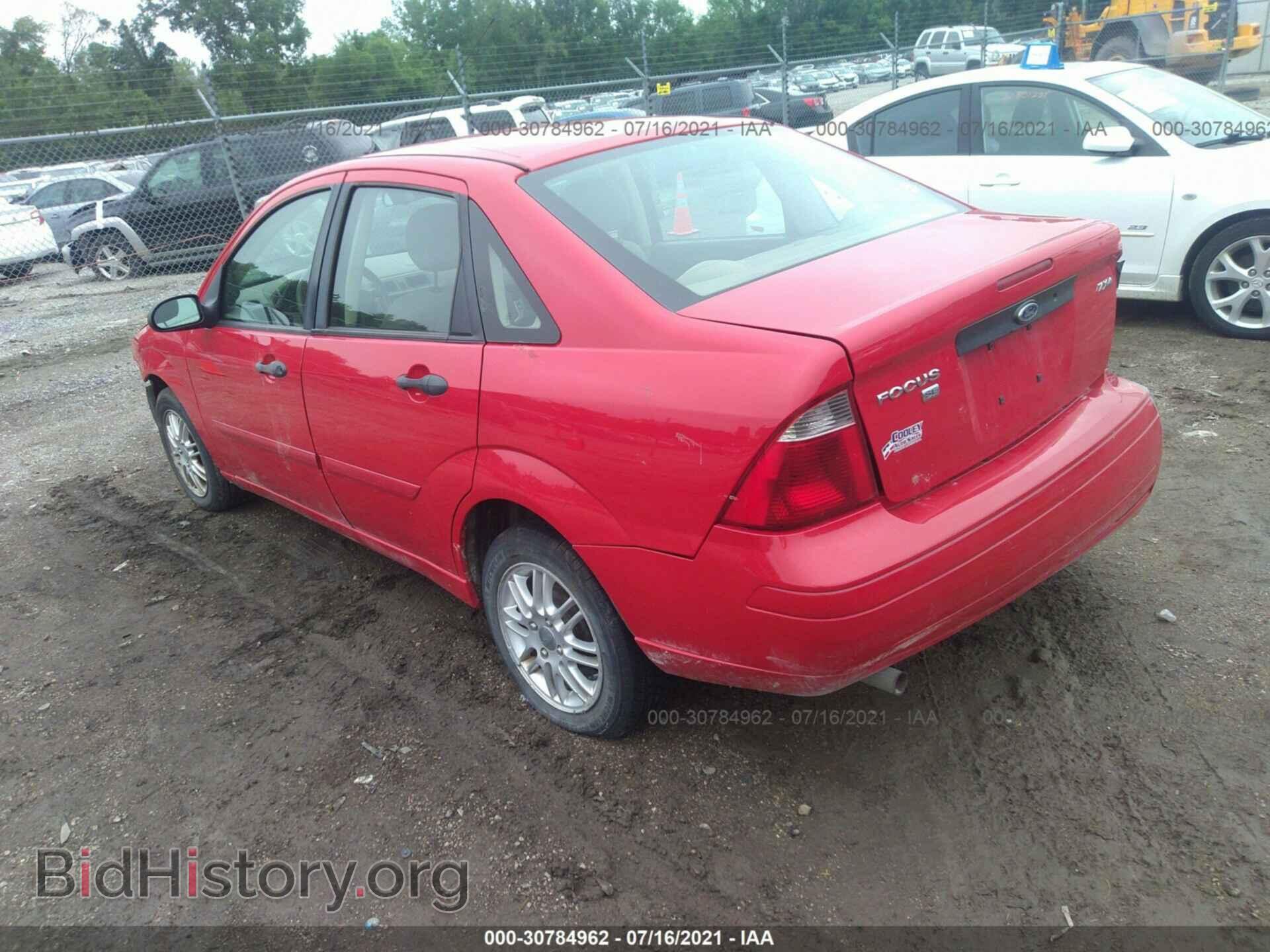 2006 FORD FOCUS - VIN: 1FAFP34N76W242468 - Фото 3