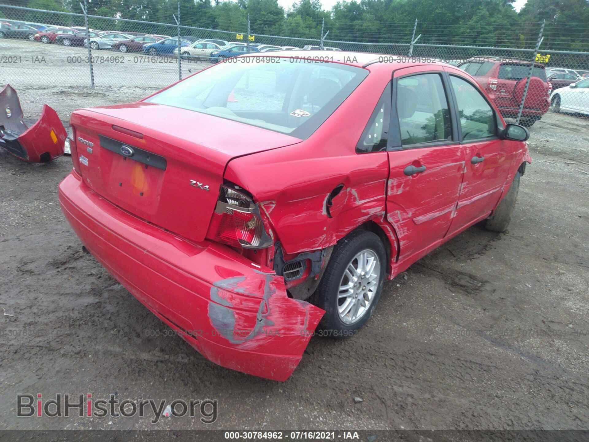 2006 FORD FOCUS - VIN: 1FAFP34N76W242468 - Фото 4