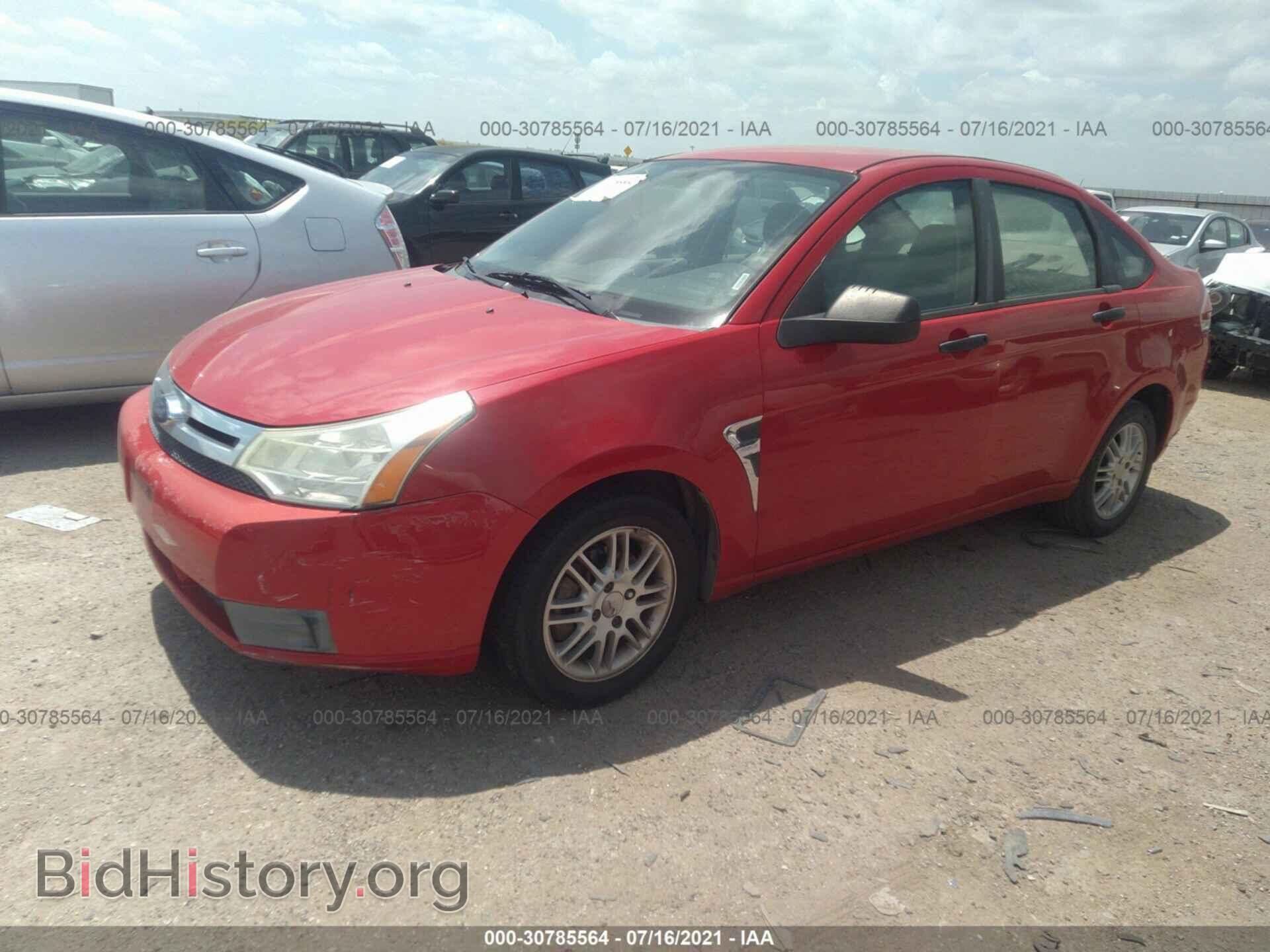 2008 FORD FOCUS - VIN: 1FAHP35N98W167380 - Фото 2