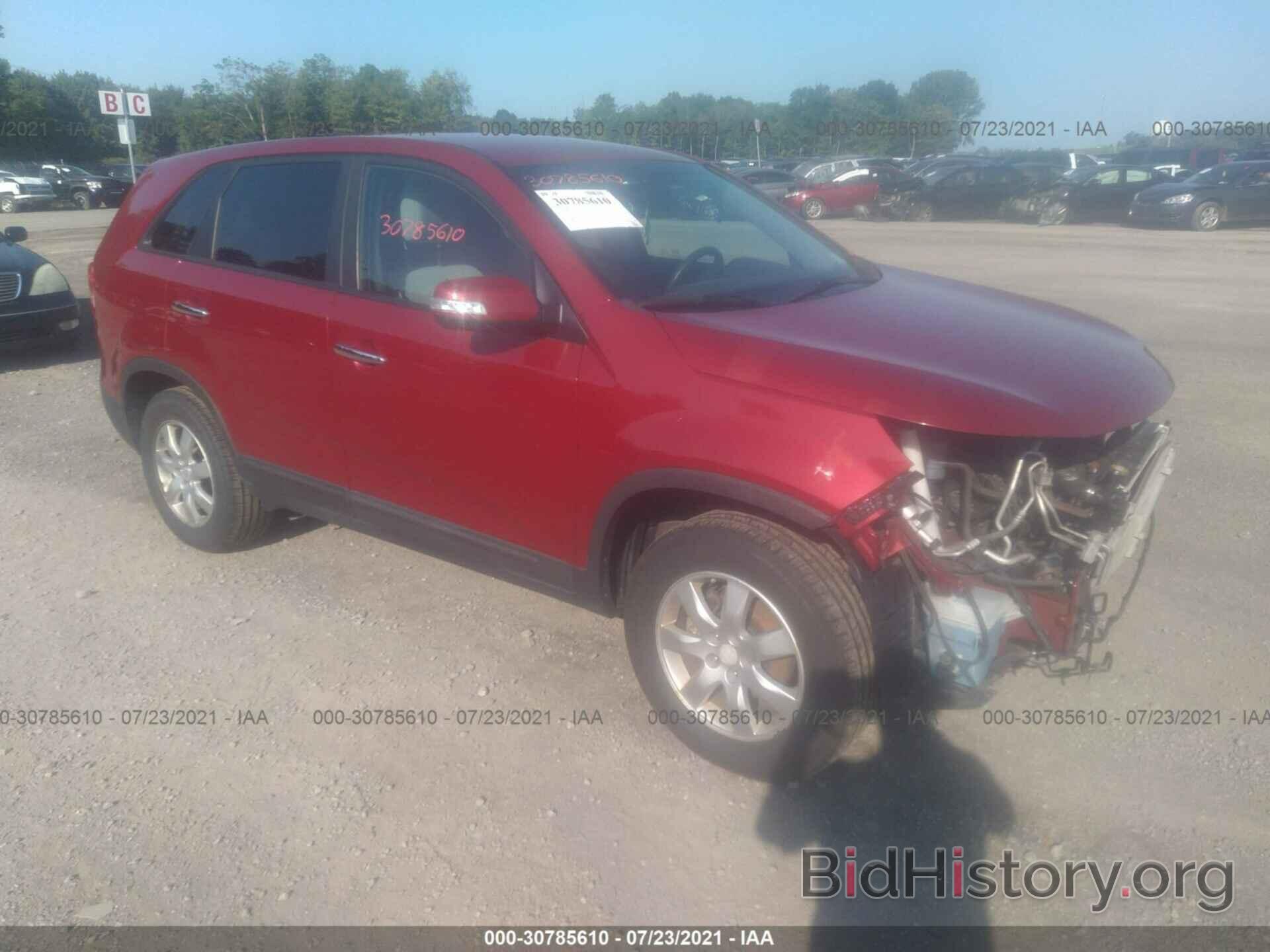 Photo 5XYKT3A15BG017317 - KIA SORENTO 2011