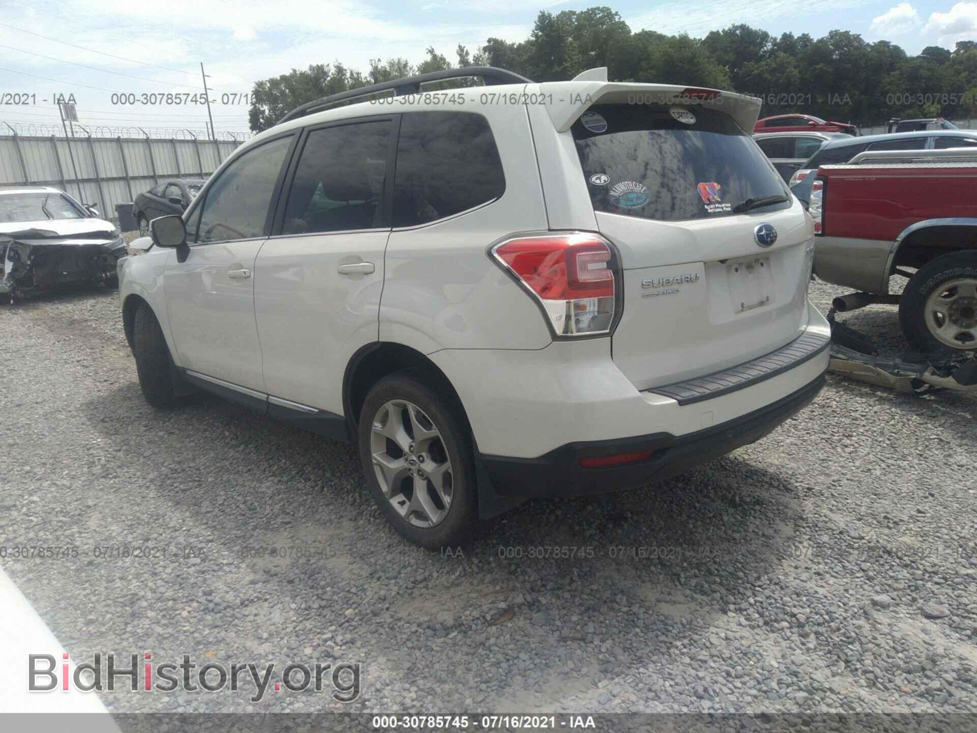 2017 SUBARU FORESTER - VIN: JF2SJAWC6HH524331 - Фото 3