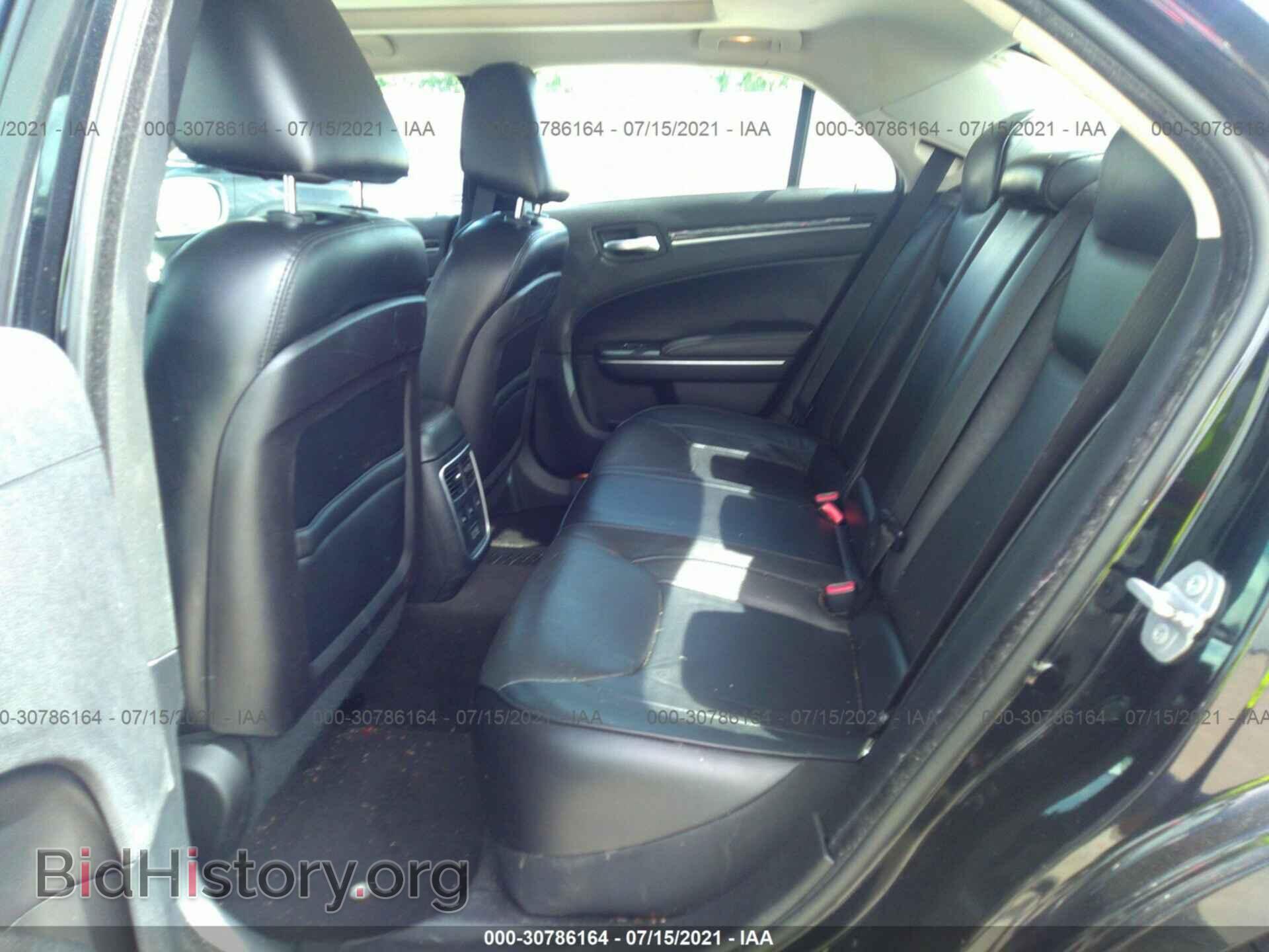 2016 CHRYSLER 300 - VIN: 2C3CCAEG7GH151878 - Фото 8