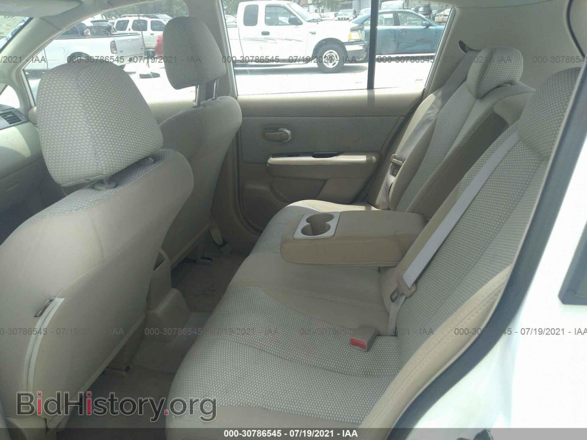 2007 NISSAN VERSA - VIN: 3N1BC13E47L409535 - Фото 8