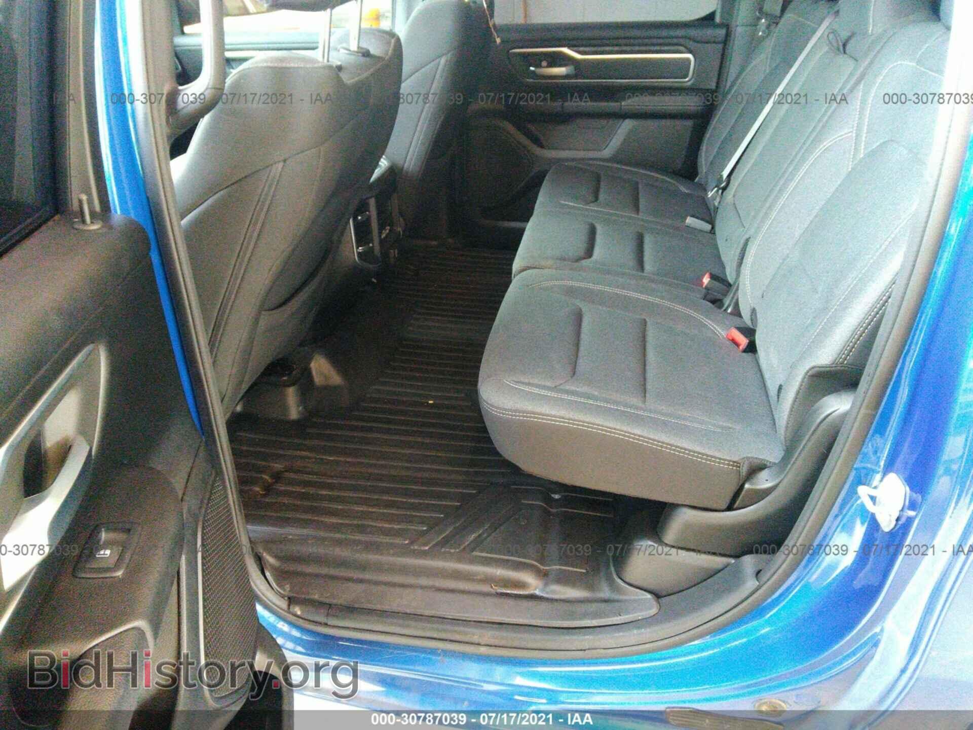 2019 RAM 1500 - VIN: 1C6SRFMT2KN607701 - Фото 8