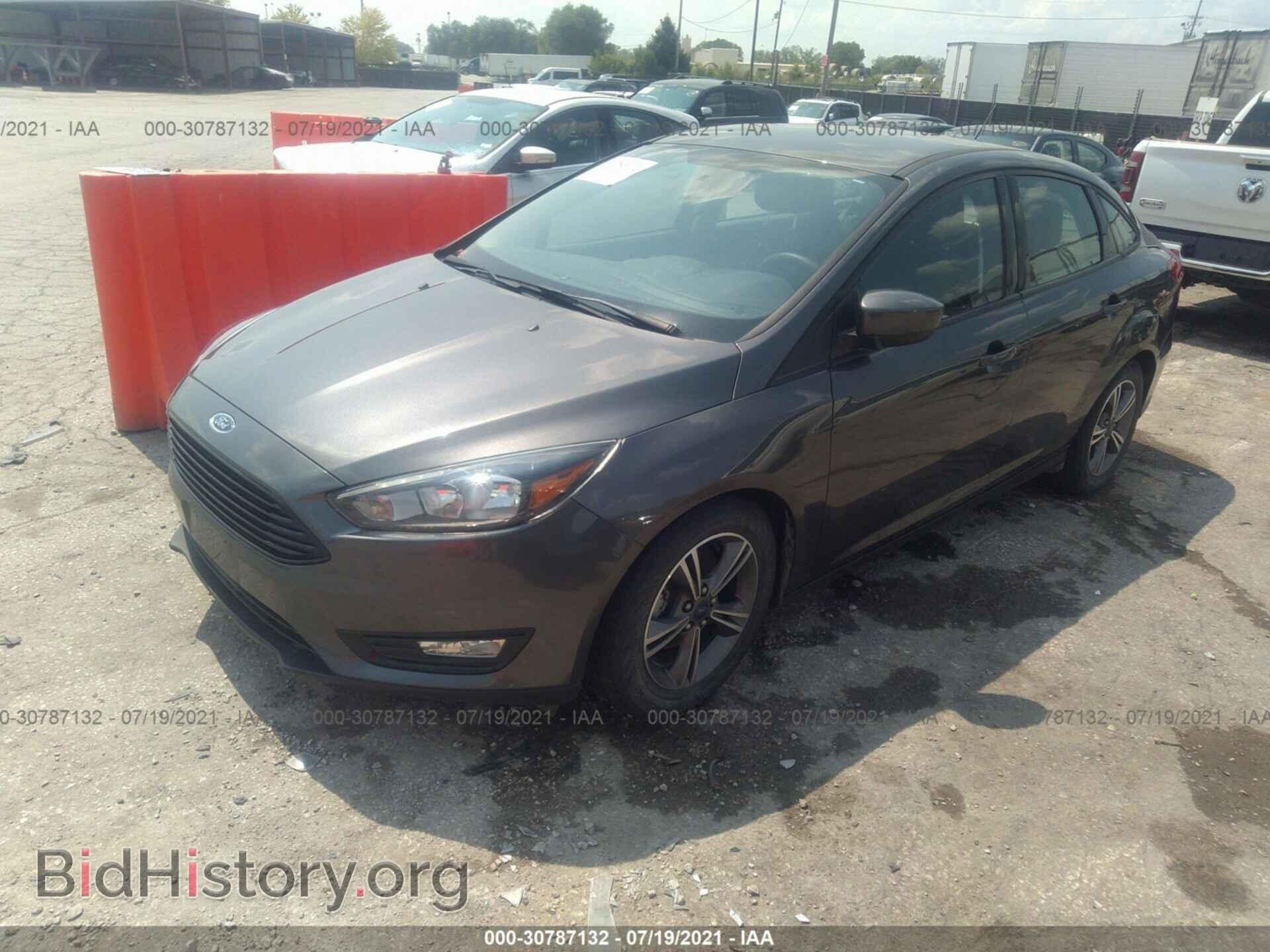 2018 FORD FOCUS - VIN: 1FADP3FE8JL239903 - Фото 2