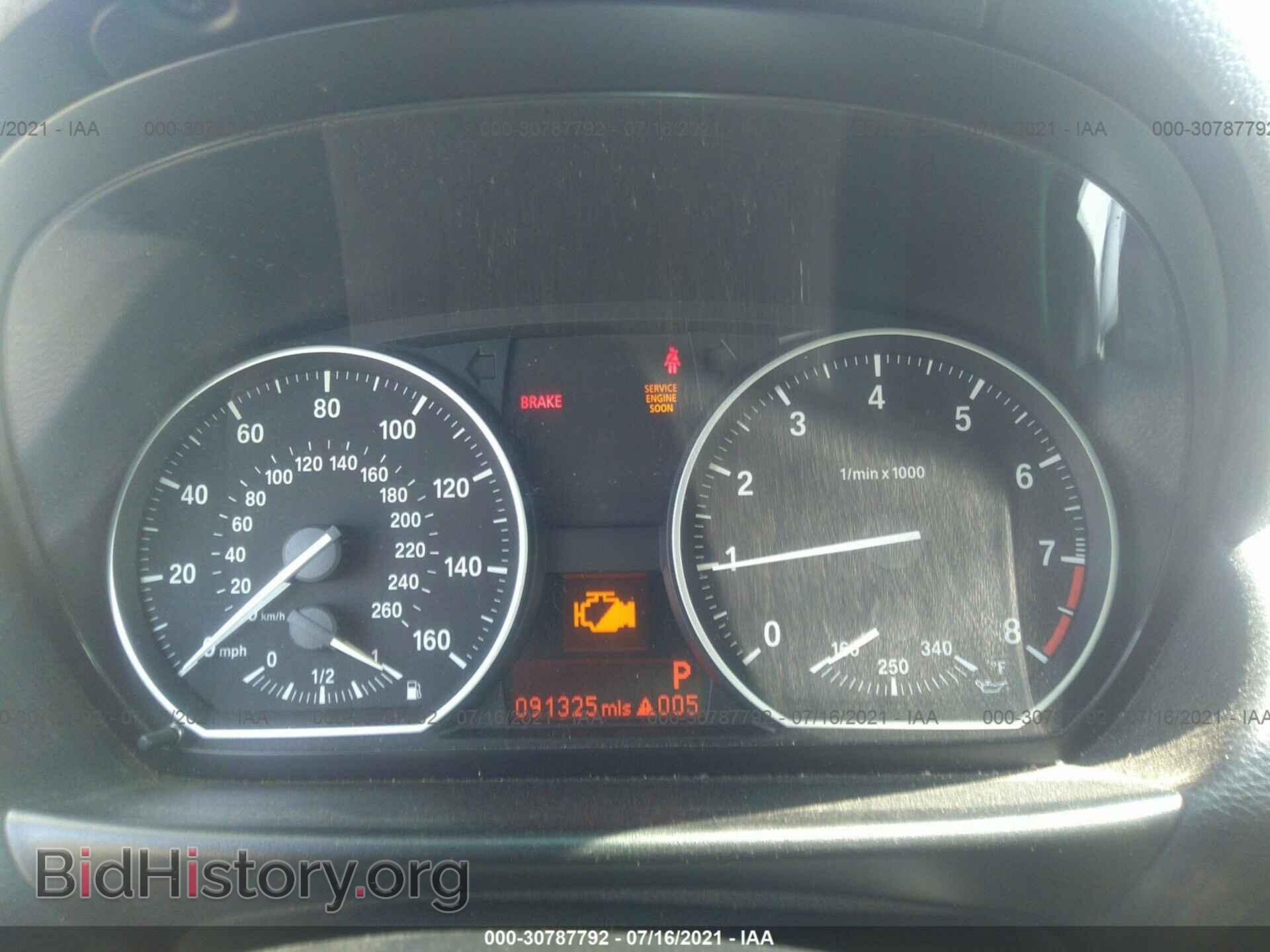 2011 BMW 1 SERIES - VIN: WBAUC9C50BVM10403 - Фото 7
