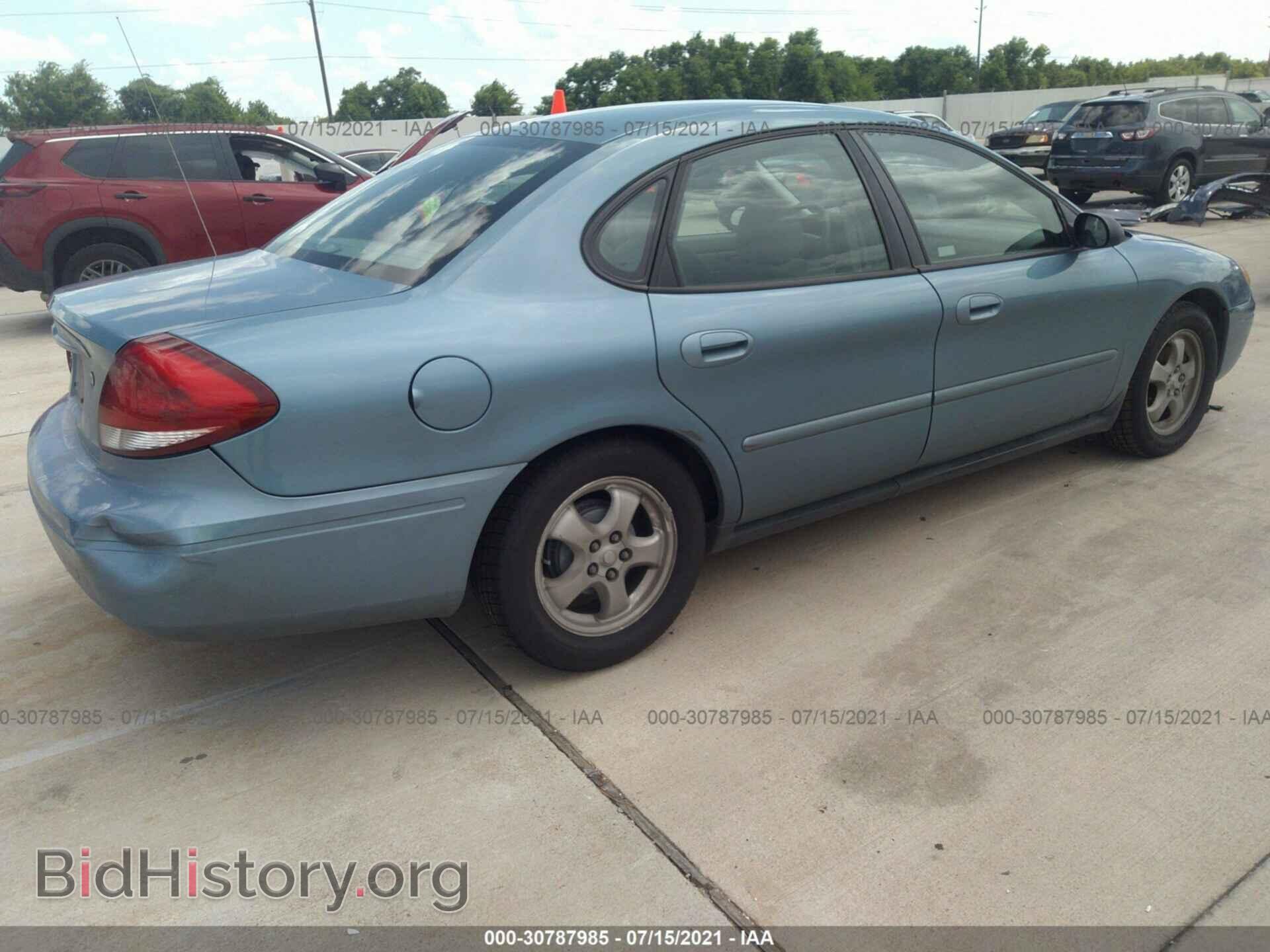 2006 FORD TAURUS - VIN: 1FAFP53U06A143105 - Фото 4