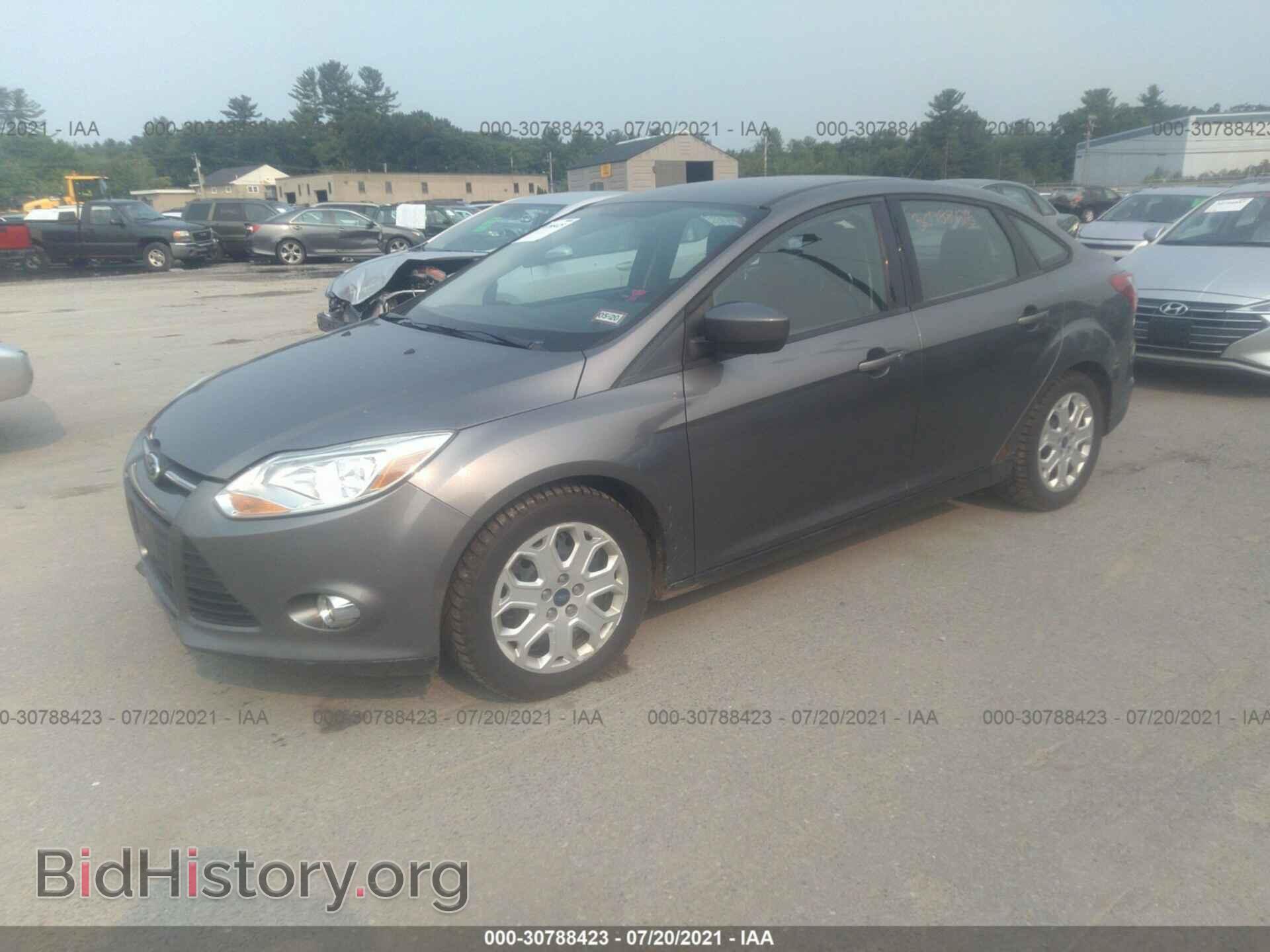 2012 FORD FOCUS - VIN: 1FAHP3F27CL359735 - Фото 2