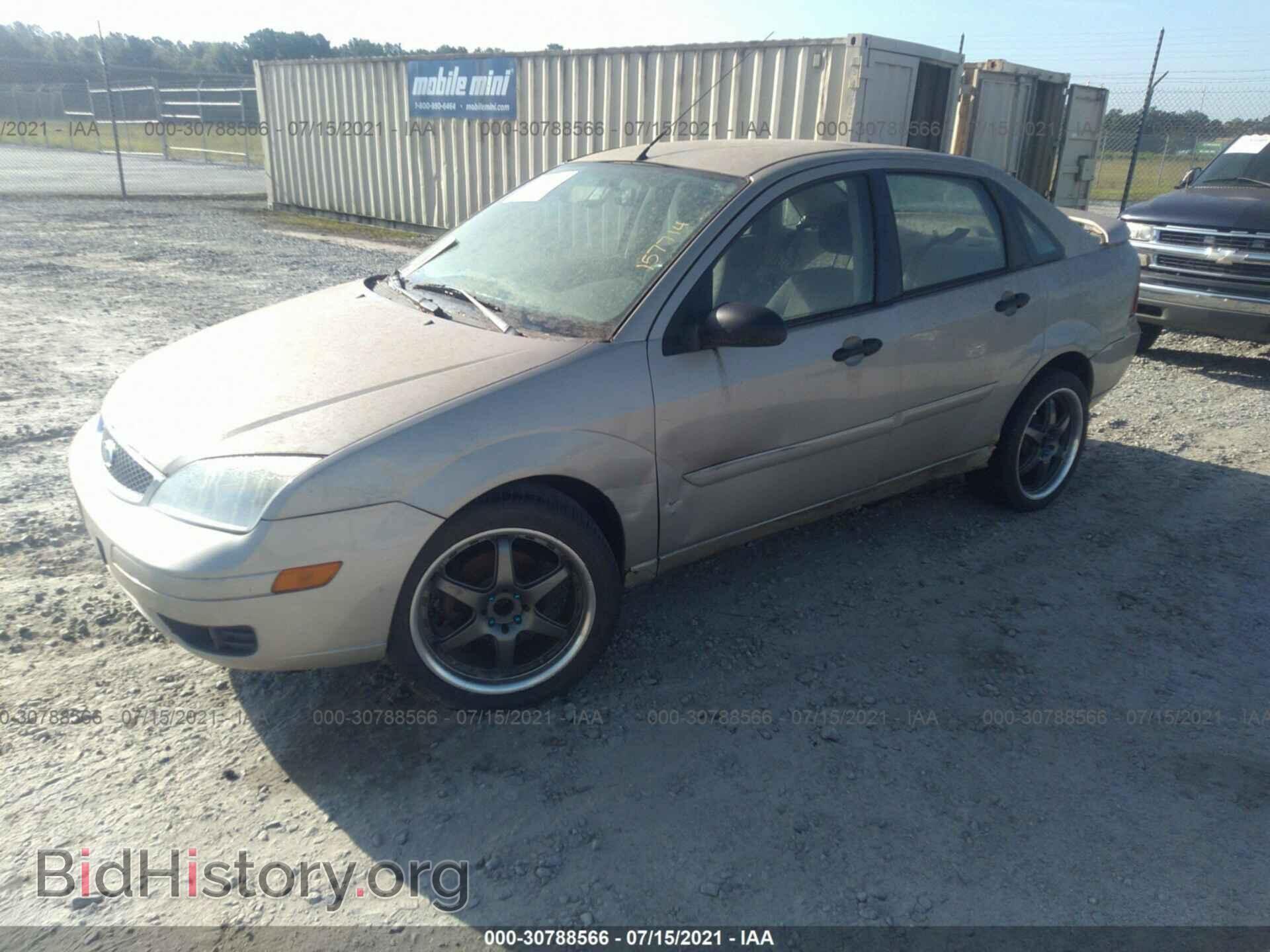 2006 FORD FOCUS - VIN: 1FAFP34N96W157714 - Фото 2