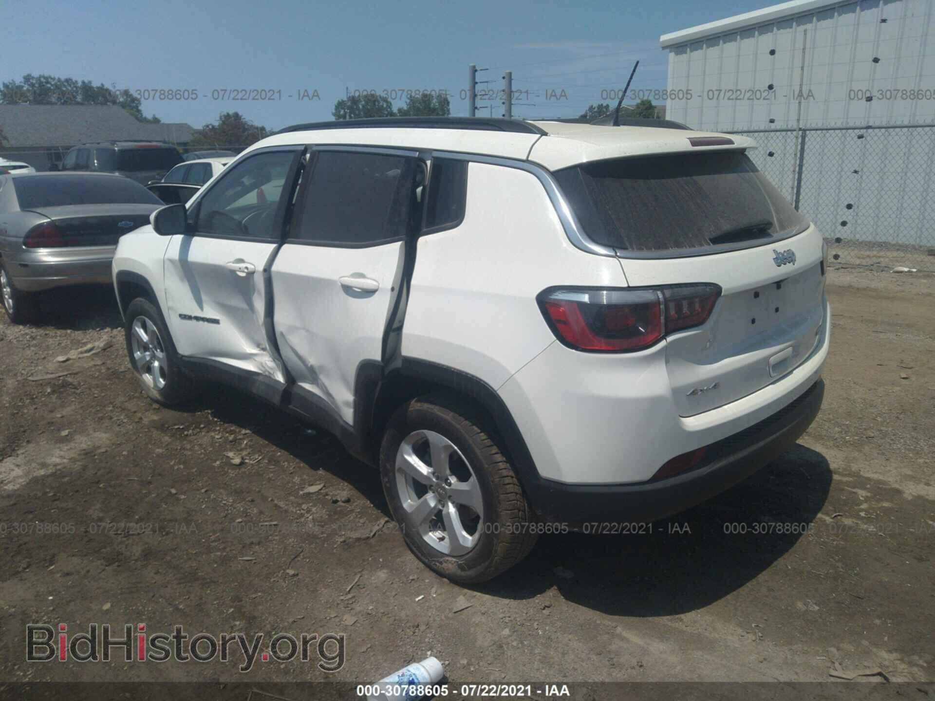 2017 JEEP COMPASS - VIN: 3C4NJDBB1HT628107 - Photo 3