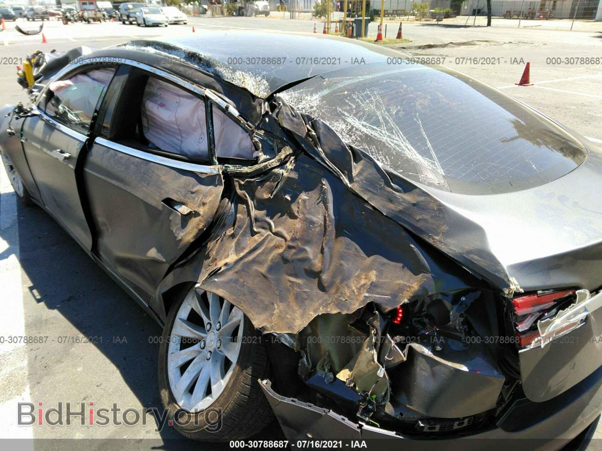 2018 TESLA MODEL S - VIN: 5YJSA1E24JF275377 - Photo 6