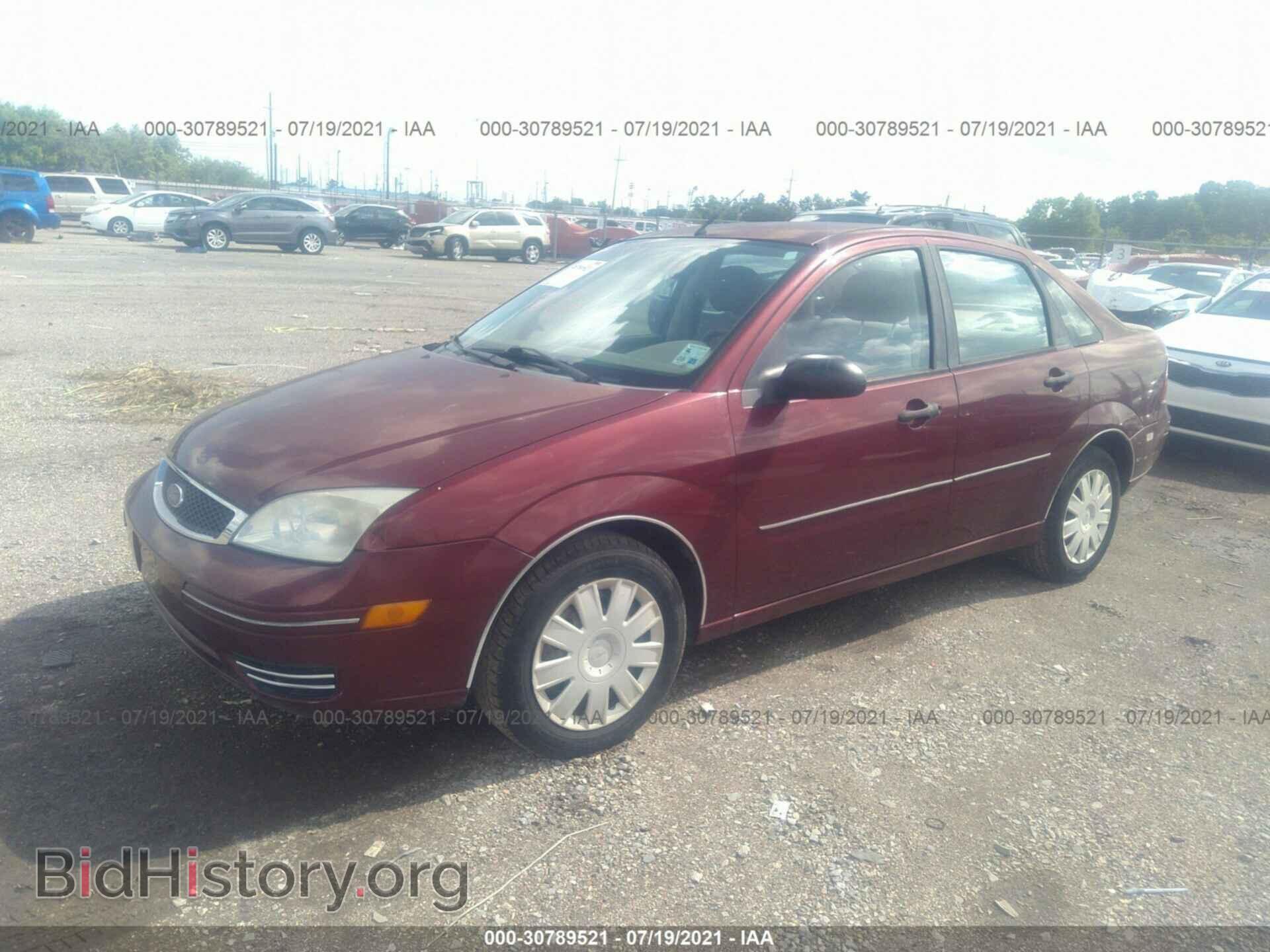 2006 FORD FOCUS - VIN: 1FAFP34N76W133329 - Фото 2