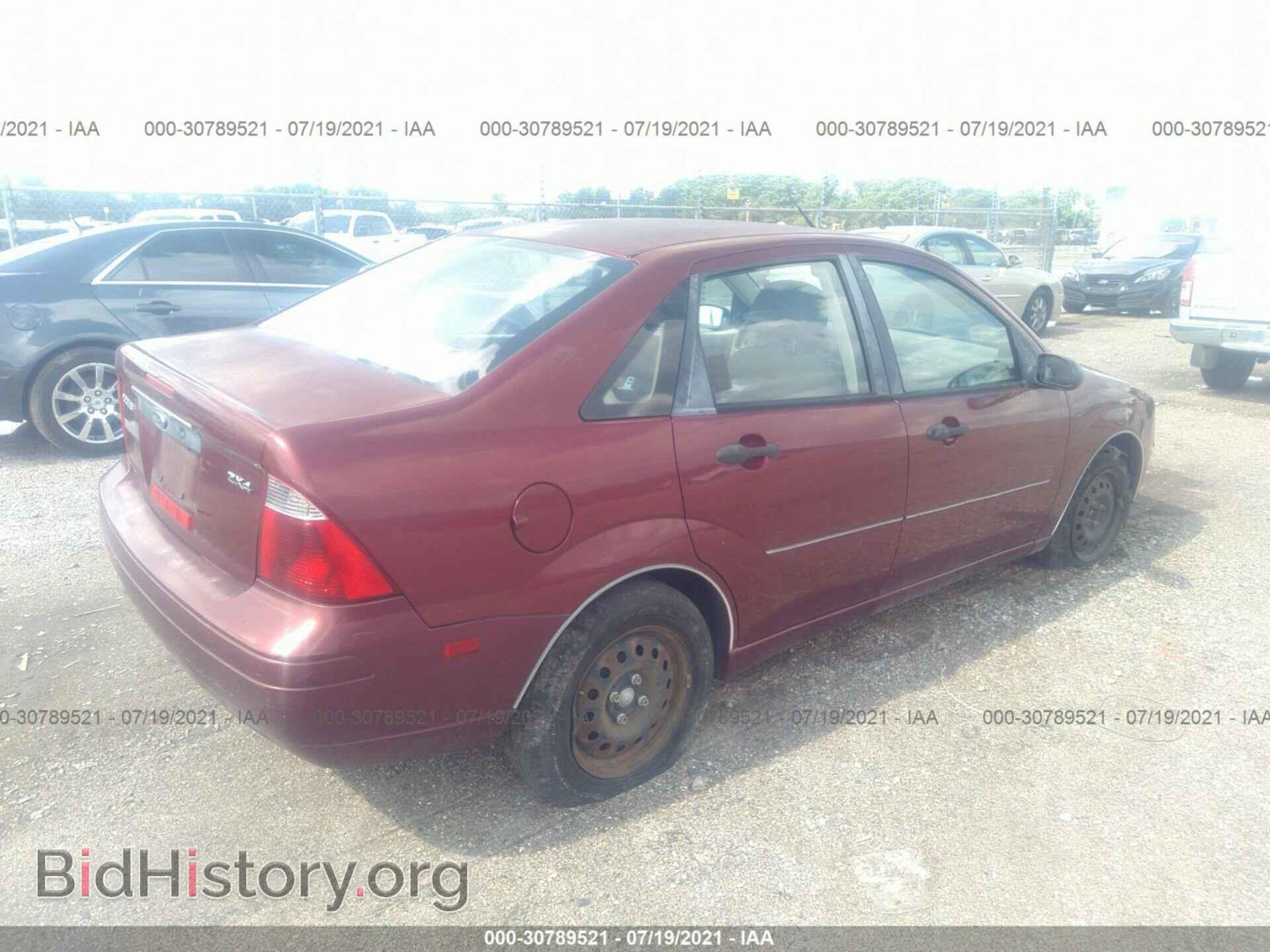 2006 FORD FOCUS - VIN: 1FAFP34N76W133329 - Фото 4