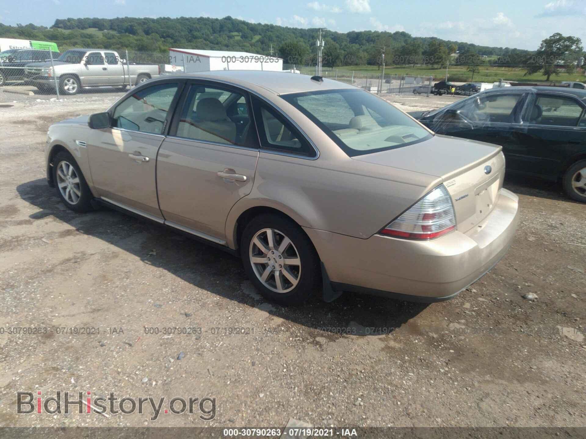 2008 FORD TAURUS - VIN: 1FAHP24W68G111816 - Фото 3