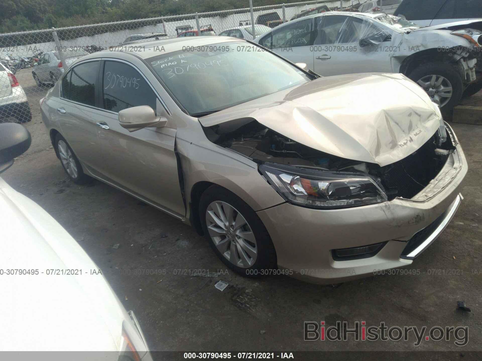 Photo 1HGCR2F81EA146518 - HONDA ACCORD SEDAN 2014