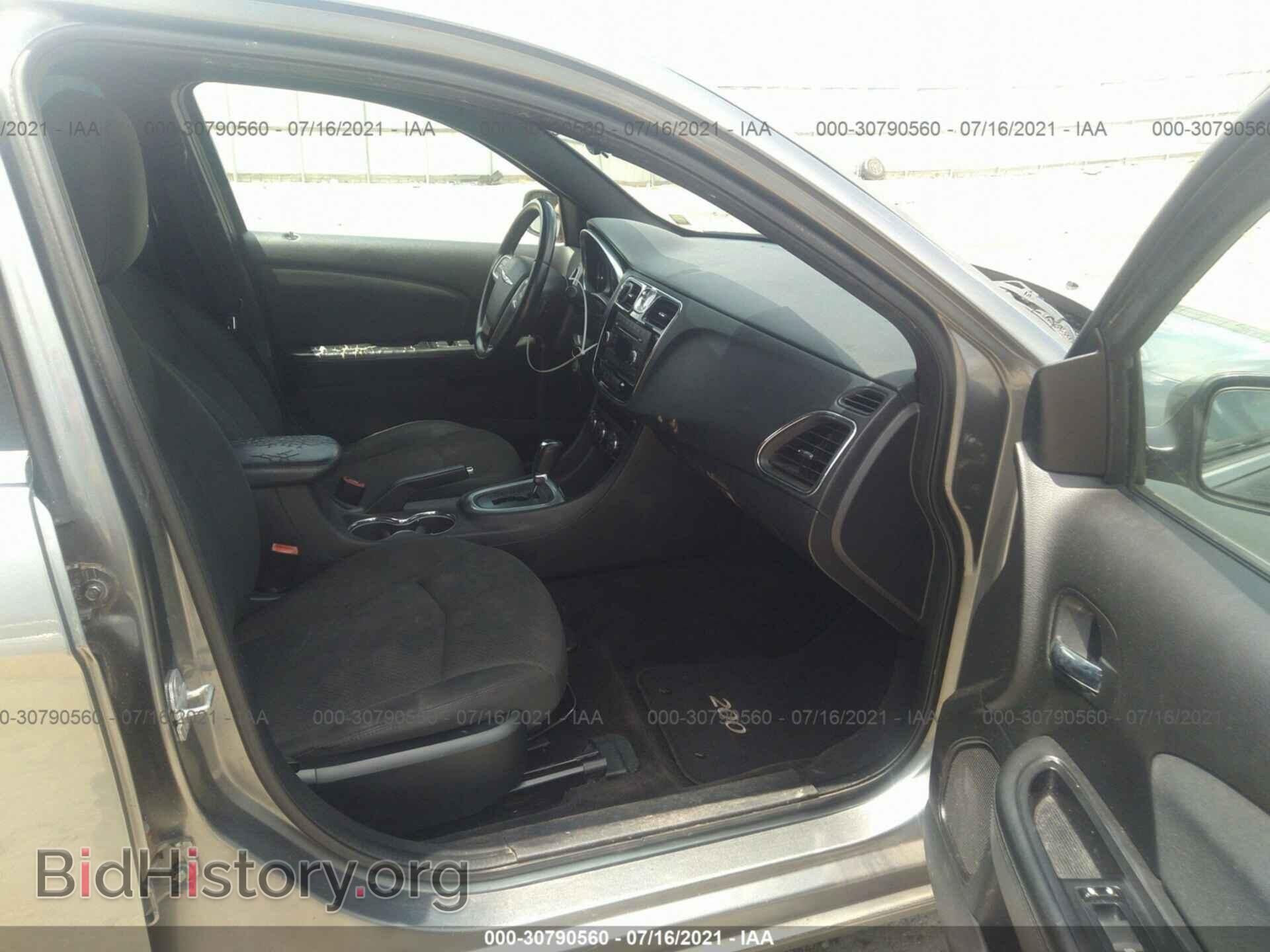 2012 CHRYSLER 200 - VIN: 1C3CCBBB0CN103672 - Фото 5