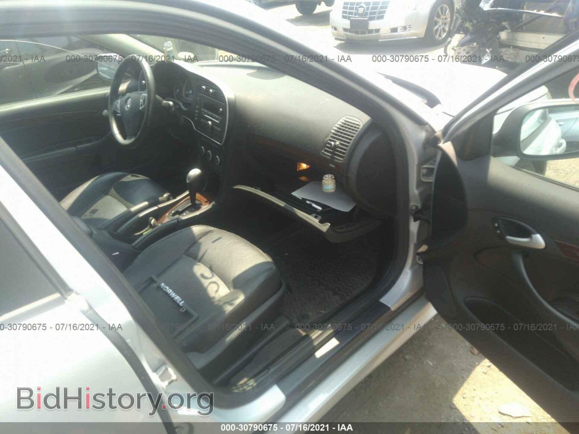 2010 SAAB 9-3 - VIN: YS3FA4CY2A1611801 - Фото 5