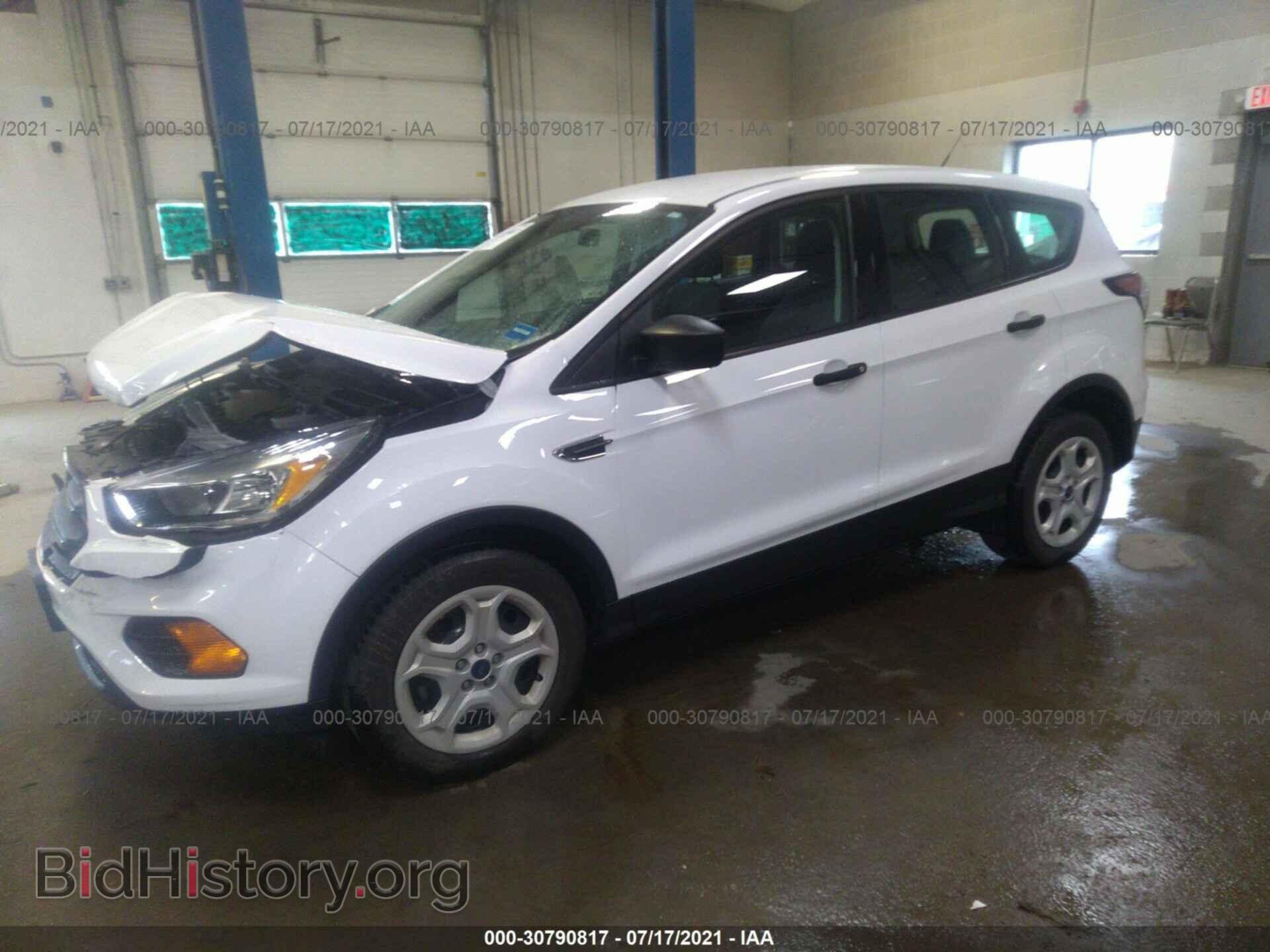 2017 FORD ESCAPE - VIN: 1FMCU0F79HUC30075 - Фото 2