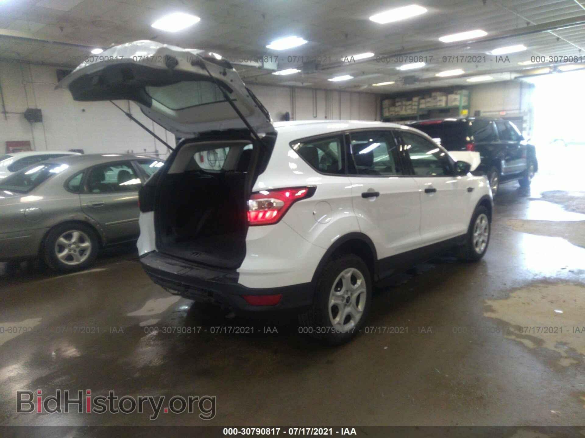 2017 FORD ESCAPE - VIN: 1FMCU0F79HUC30075 - Фото 4