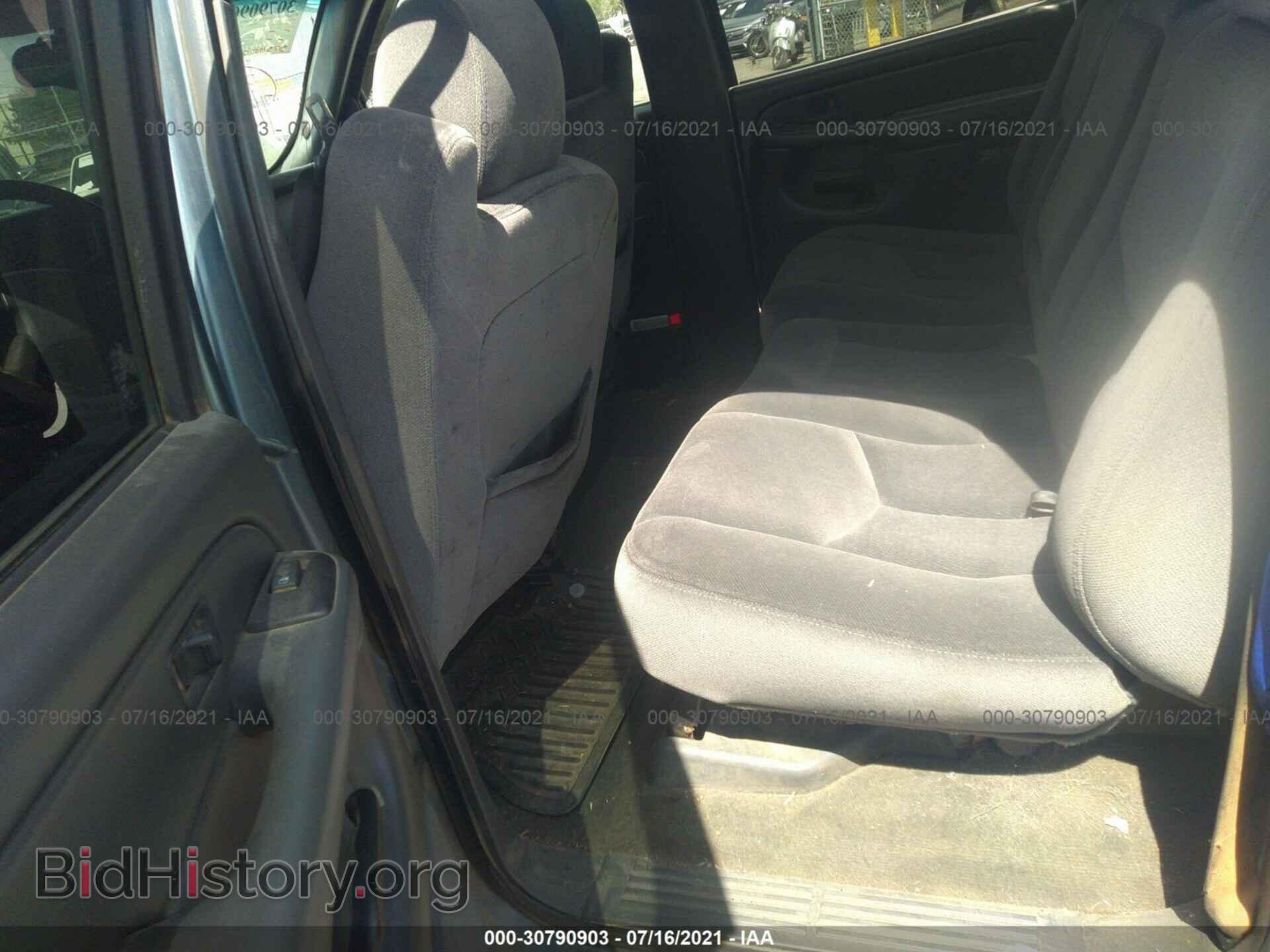 2006 GMC SIERRA 1500 - VIN: 2GTEC13Z061259842 - Фото 8