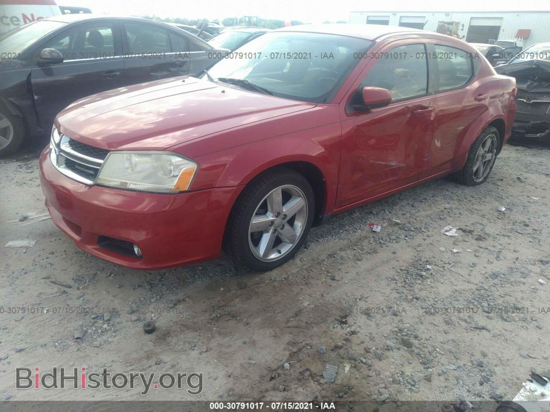 2011 DODGE AVENGER - VIN: 1B3BD2FB6BN574143 - Фото 2