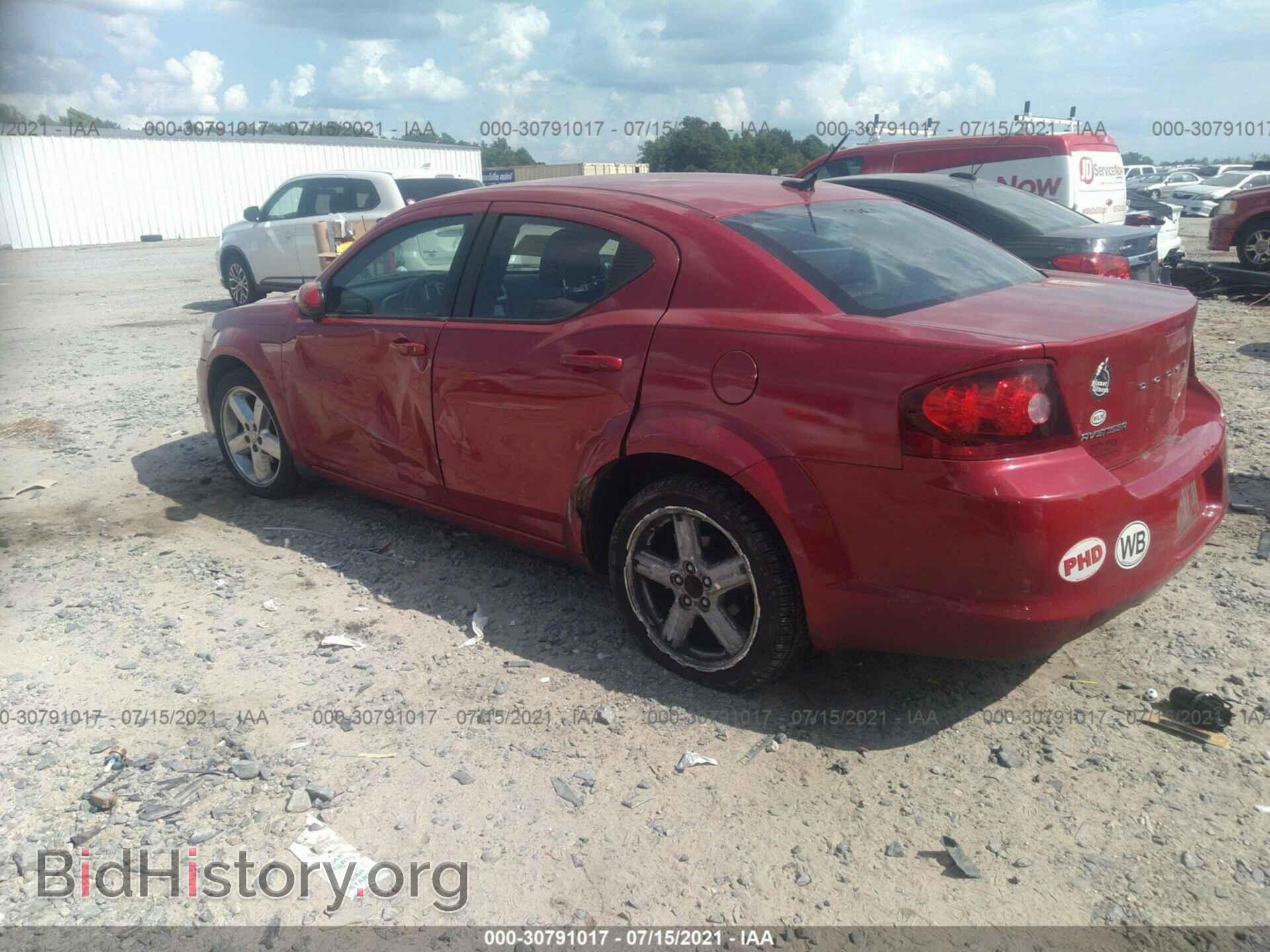 2011 DODGE AVENGER - VIN: 1B3BD2FB6BN574143 - Фото 3