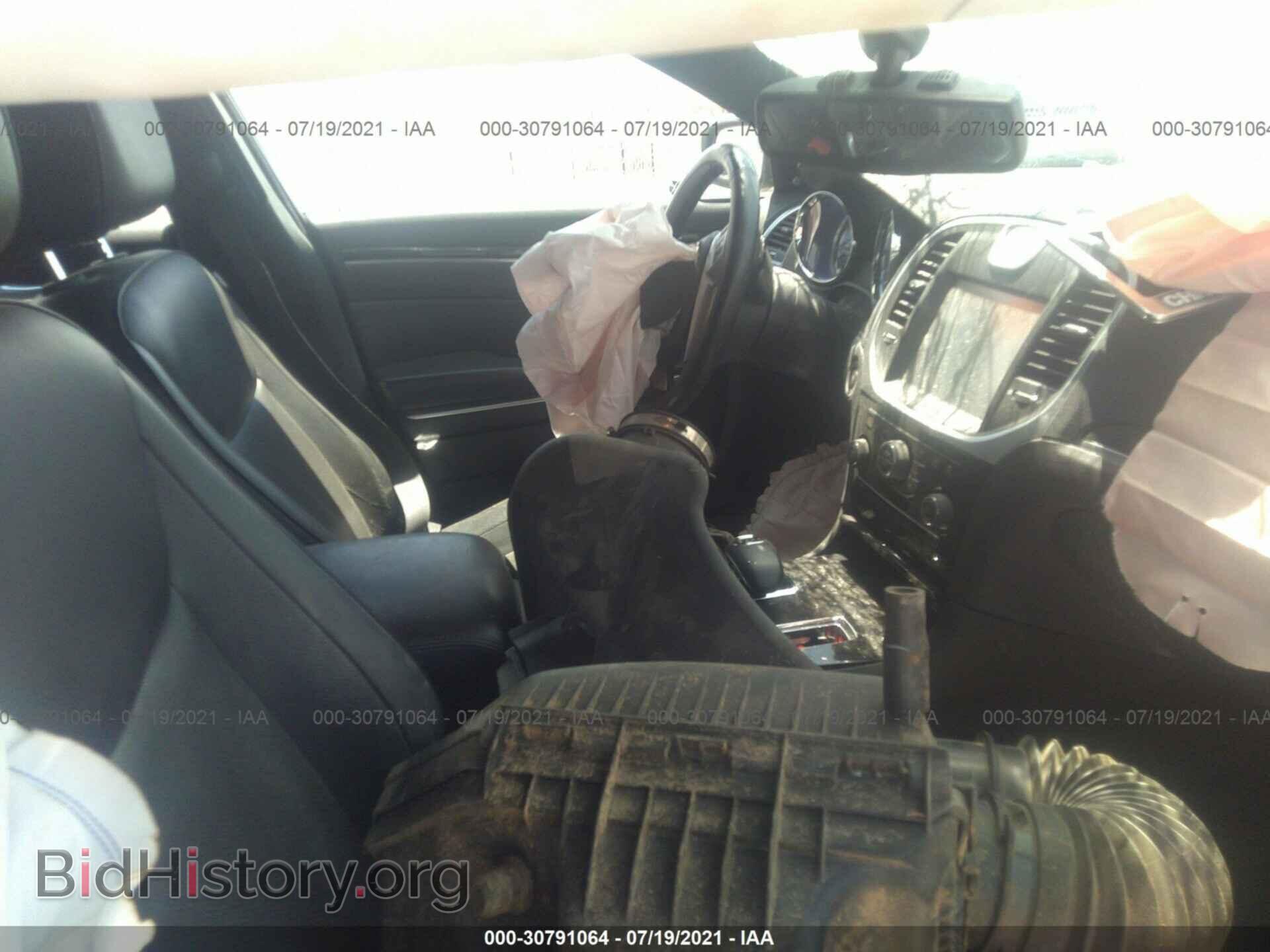 2014 CHRYSLER 300 - VIN: 2C3CCAKG0EH273192 - Фото 5