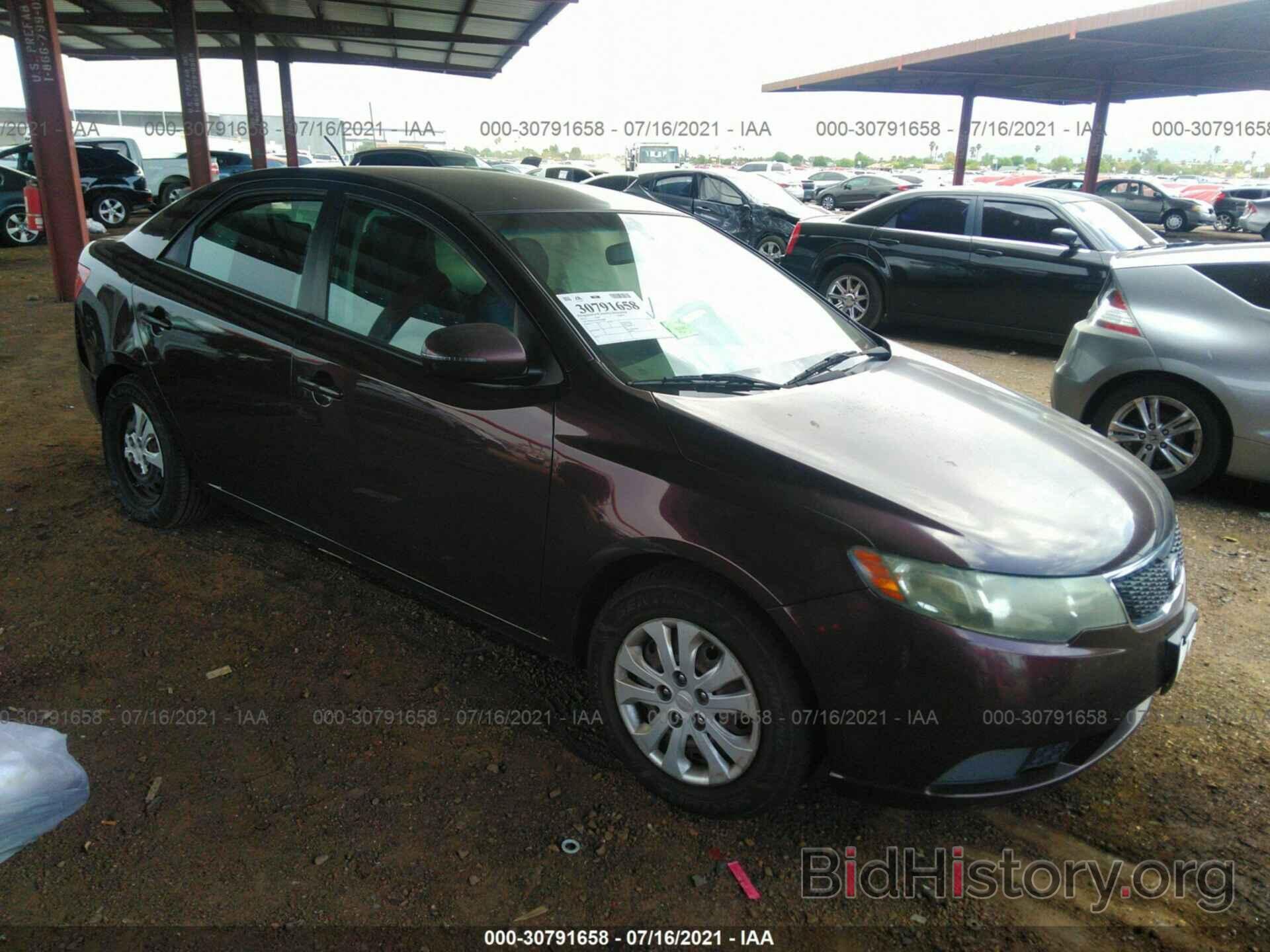 Photo KNAFU4A2XB5458881 - KIA FORTE 2011