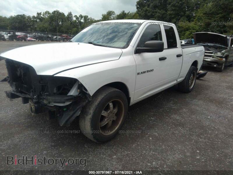2012 RAM 1500 (VIN 1C6RD6FP9CS243079) — фото 2 из 16