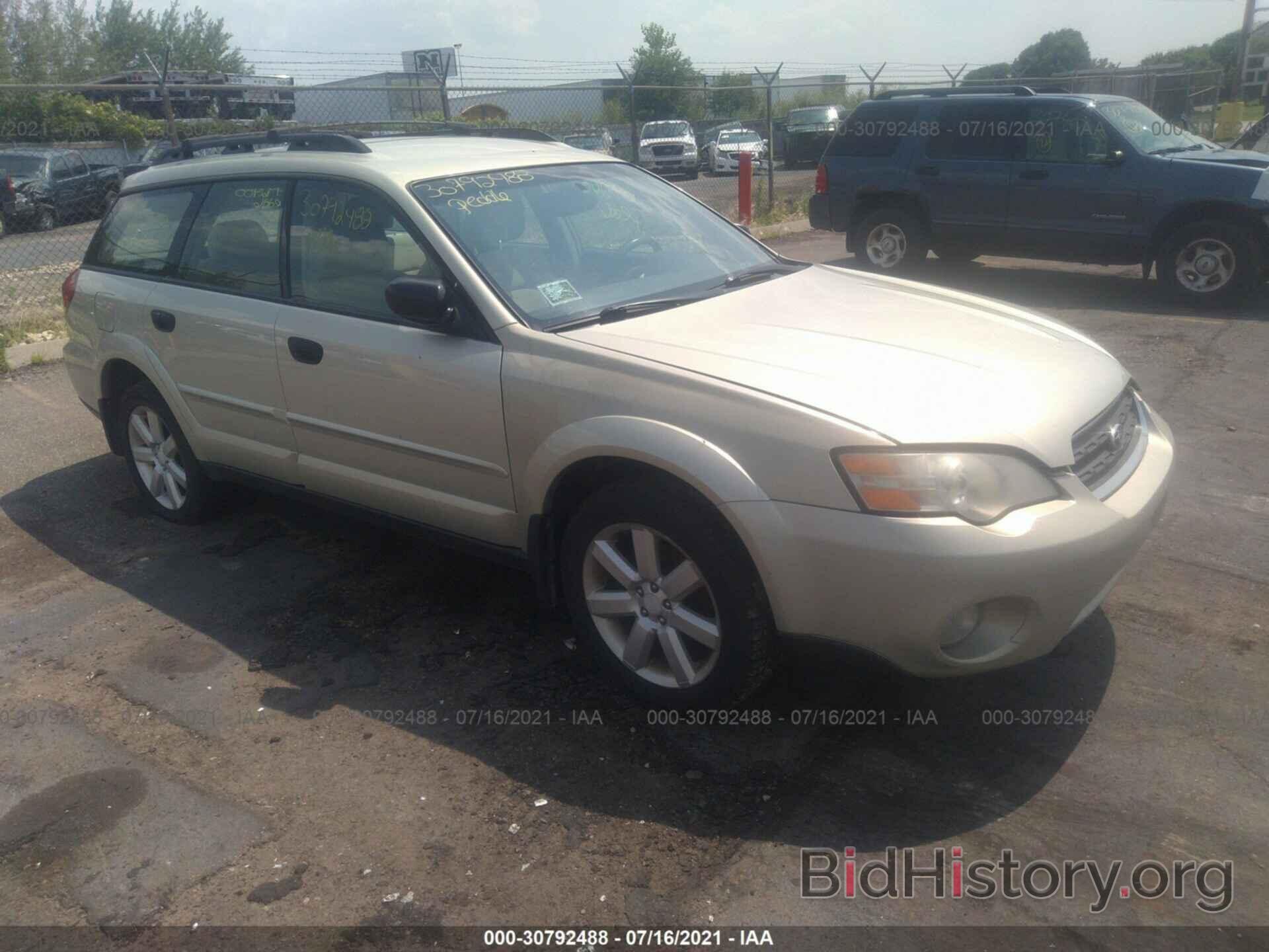 Photo 4S4BP61C567345939 - SUBARU LEGACY WAGON 2006