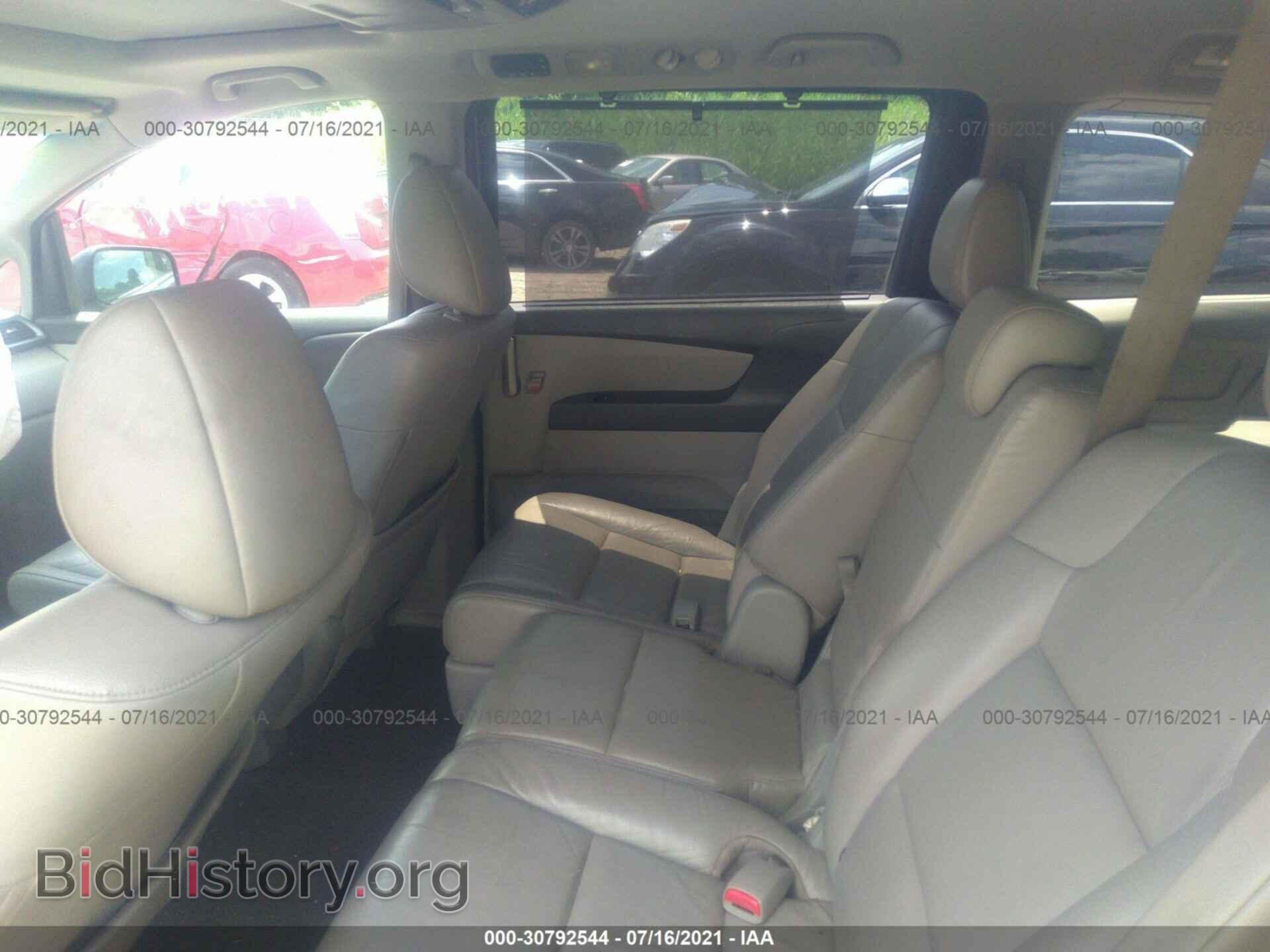 2011 HONDA ODYSSEY - VIN: 5FNRL5H60BB024629 - Фото 8