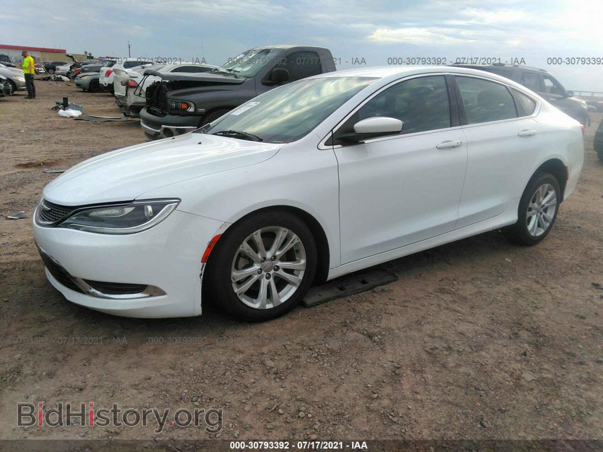 2016 CHRYSLER 200 - VIN: 1C3CCCAB0GN160144 - Фото 2