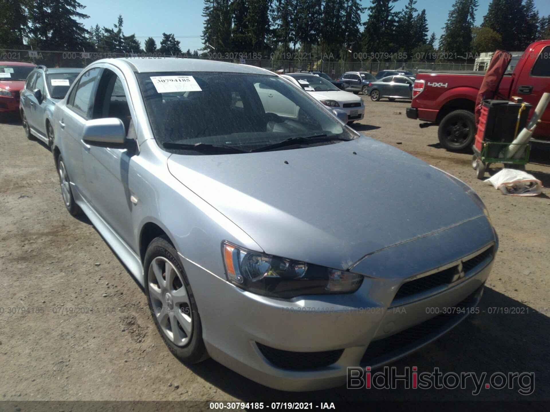 Photo JA32U2FU4EU013643 - MITSUBISHI LANCER 2014