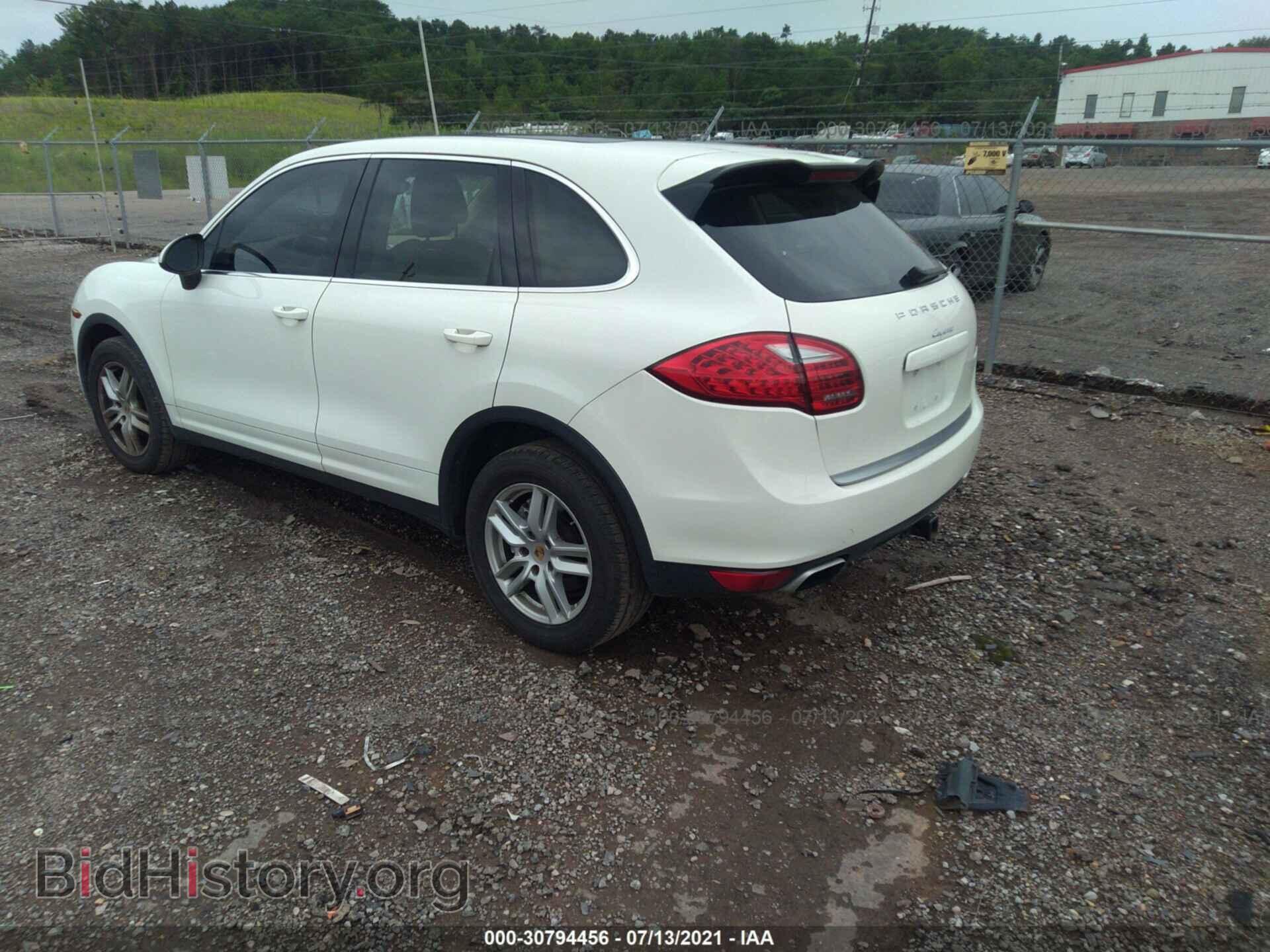 2011 PORSCHE CAYENNE - VIN: WP1AA2A26BLA06771 - Фото 3