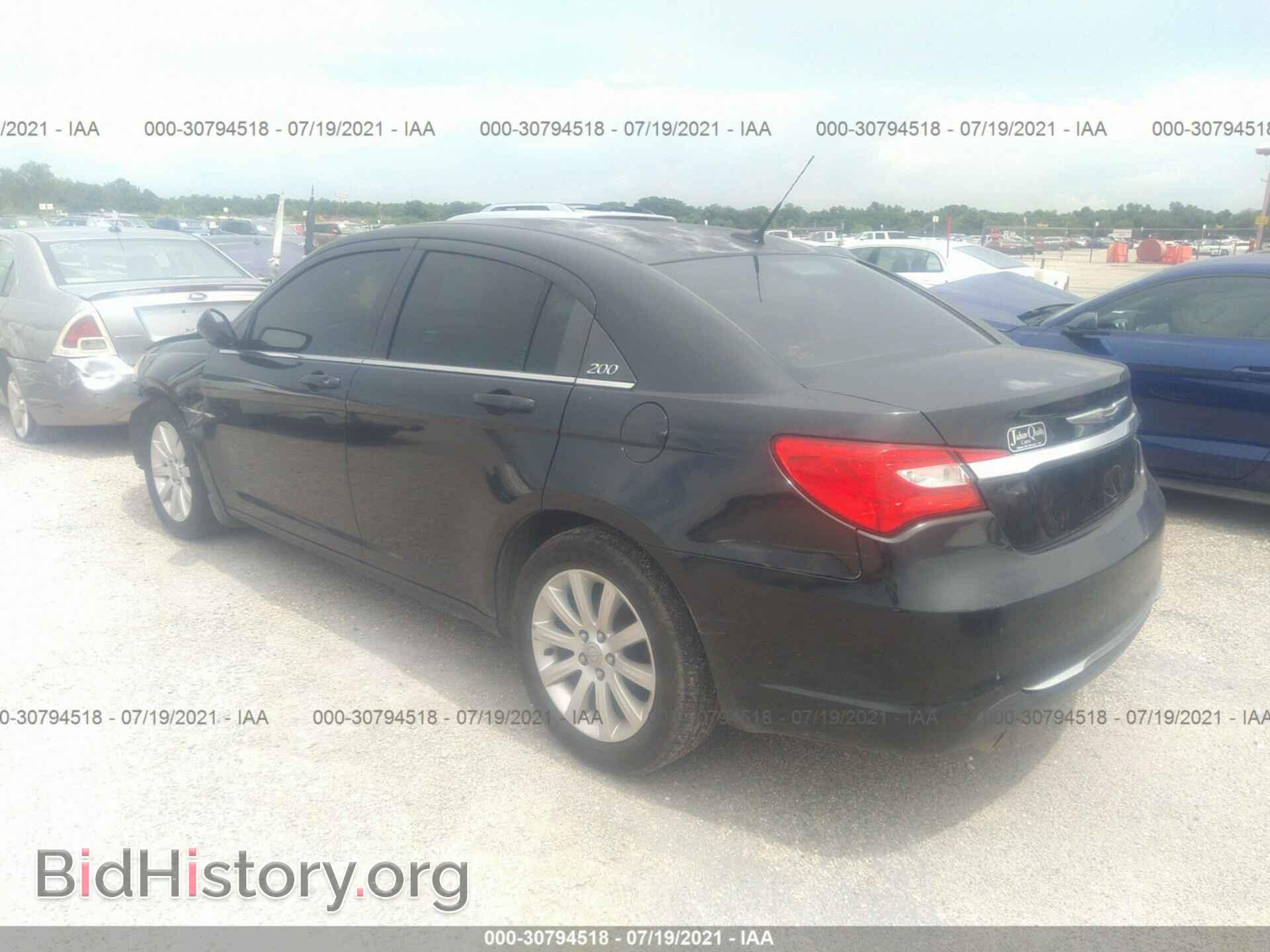 2011 CHRYSLER 200 - VIN: 1C3BC1FG3BN511528 - Фото 3