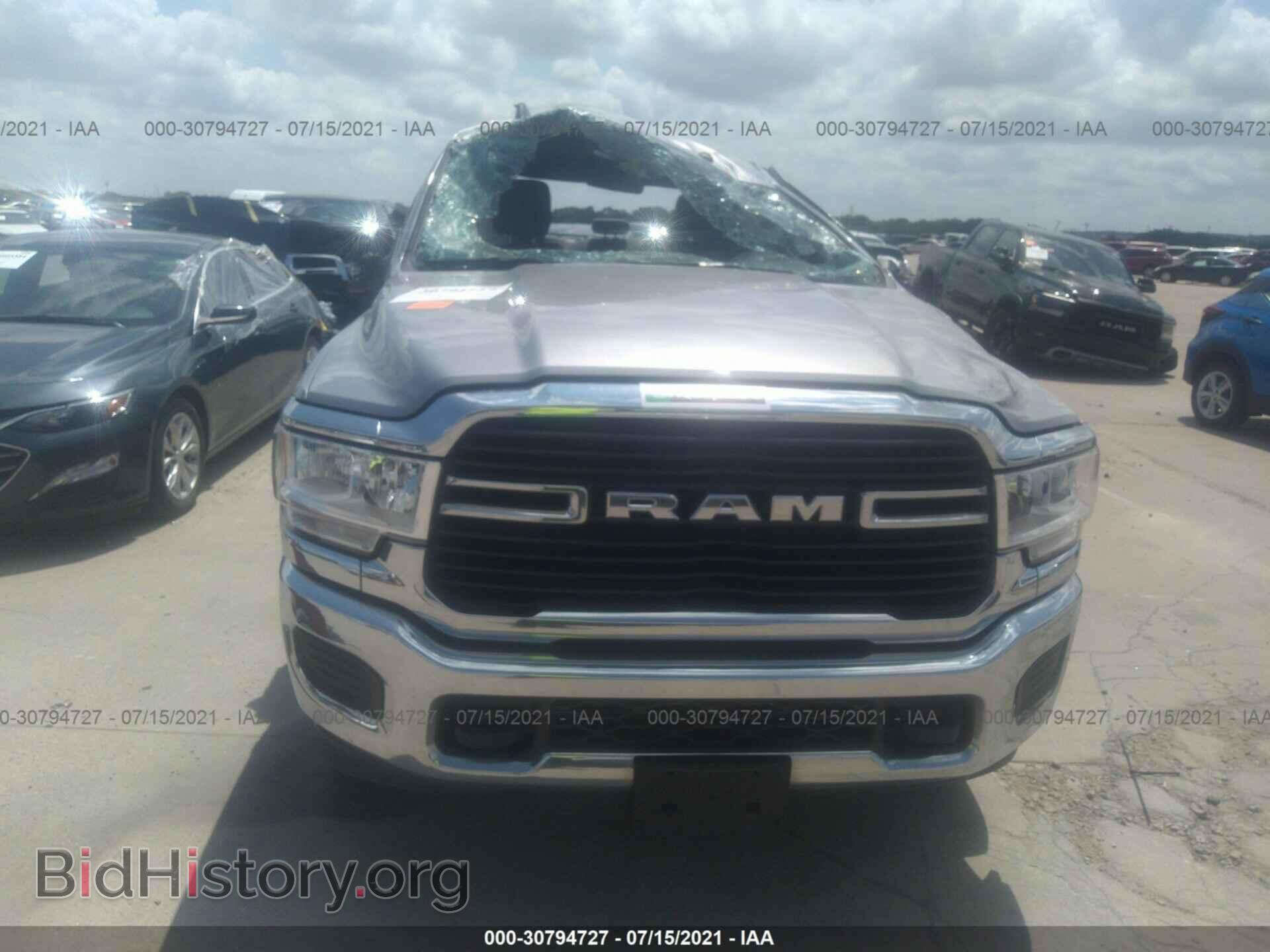 2021 RAM 2500 - VIN: 3C6UR5DL4MG522423 - Photo 6
