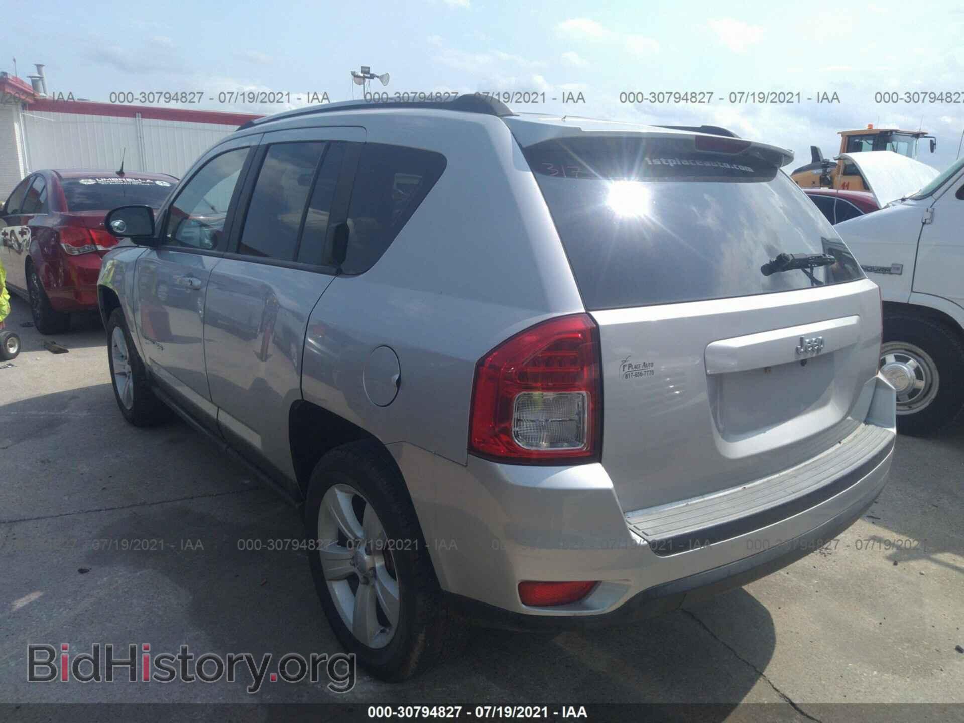 2011 JEEP COMPASS - VIN: 1J4NT1FA4BD259986 - Photo 3