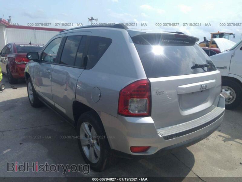 2011 Jeep COMPASS (VIN 1J4NT1FA4BD259986) — фото 3 из 11