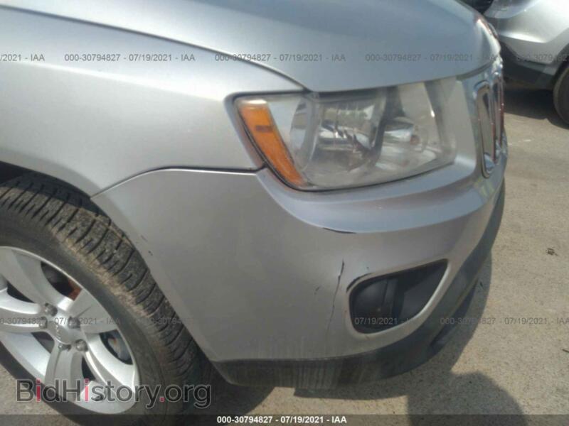 2011 Jeep COMPASS (VIN 1J4NT1FA4BD259986) — фото 6 из 11