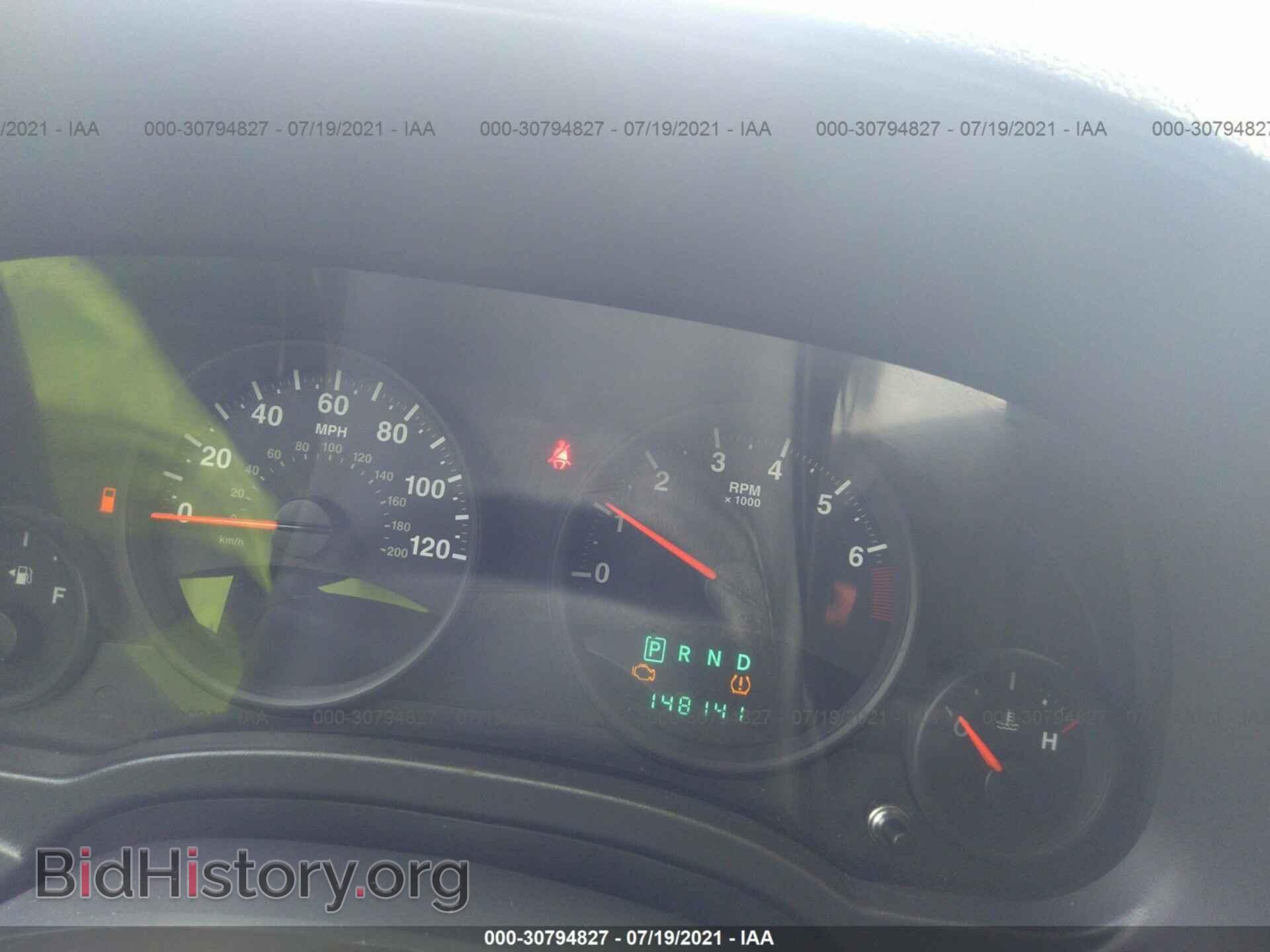 2011 JEEP COMPASS - VIN: 1J4NT1FA4BD259986 - Photo 7