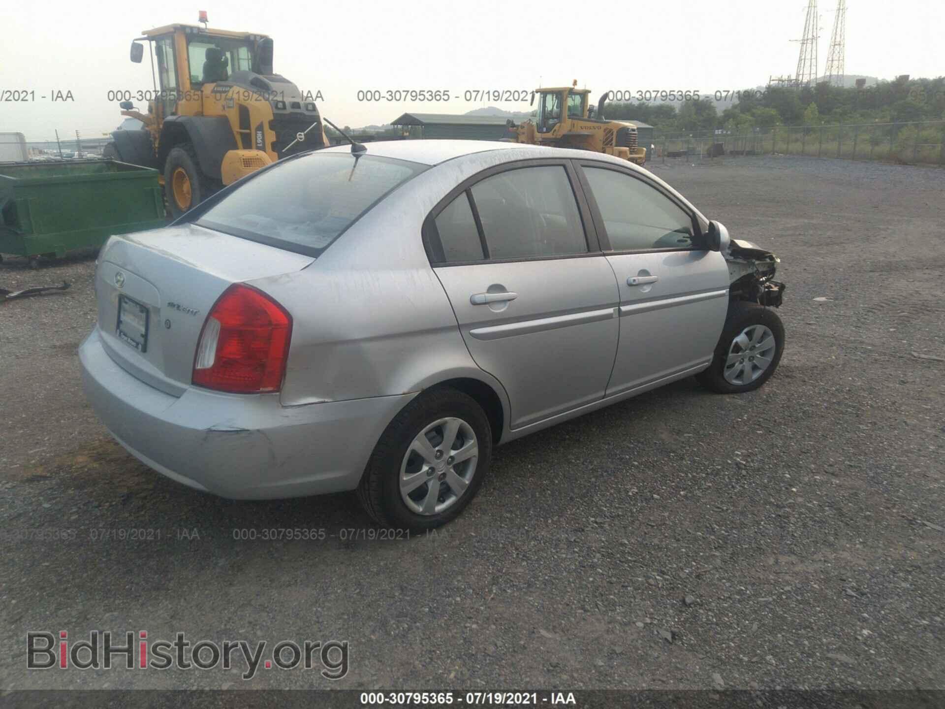 2009 HYUNDAI ACCENT - VIN: KMHCN46C29U369080 - Фото 4