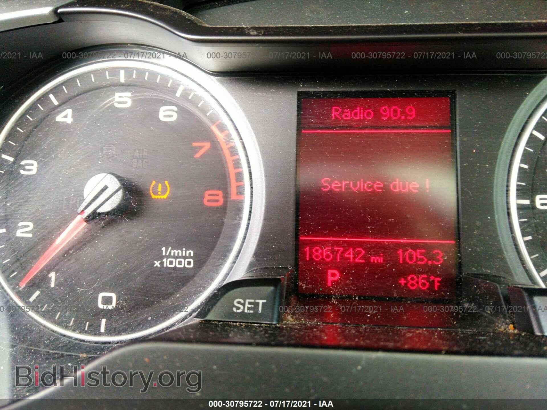 2010 AUDI A4 - VIN: WAUBFAFL4AN007467 - Фото 7