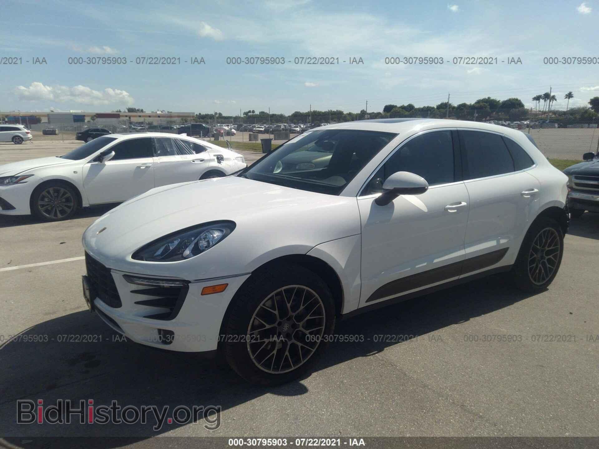 2016 PORSCHE MACAN - VIN: WP1AB2A51GLB54034 - Photo 2