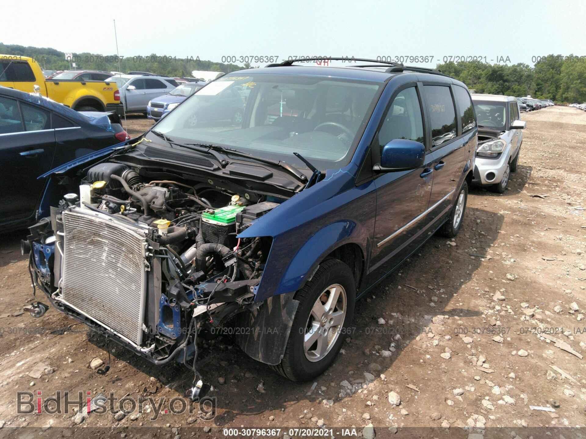 2010 DODGE GRAND CARAVAN - VIN: 2D4RN5D12AR461705 - Фото 2