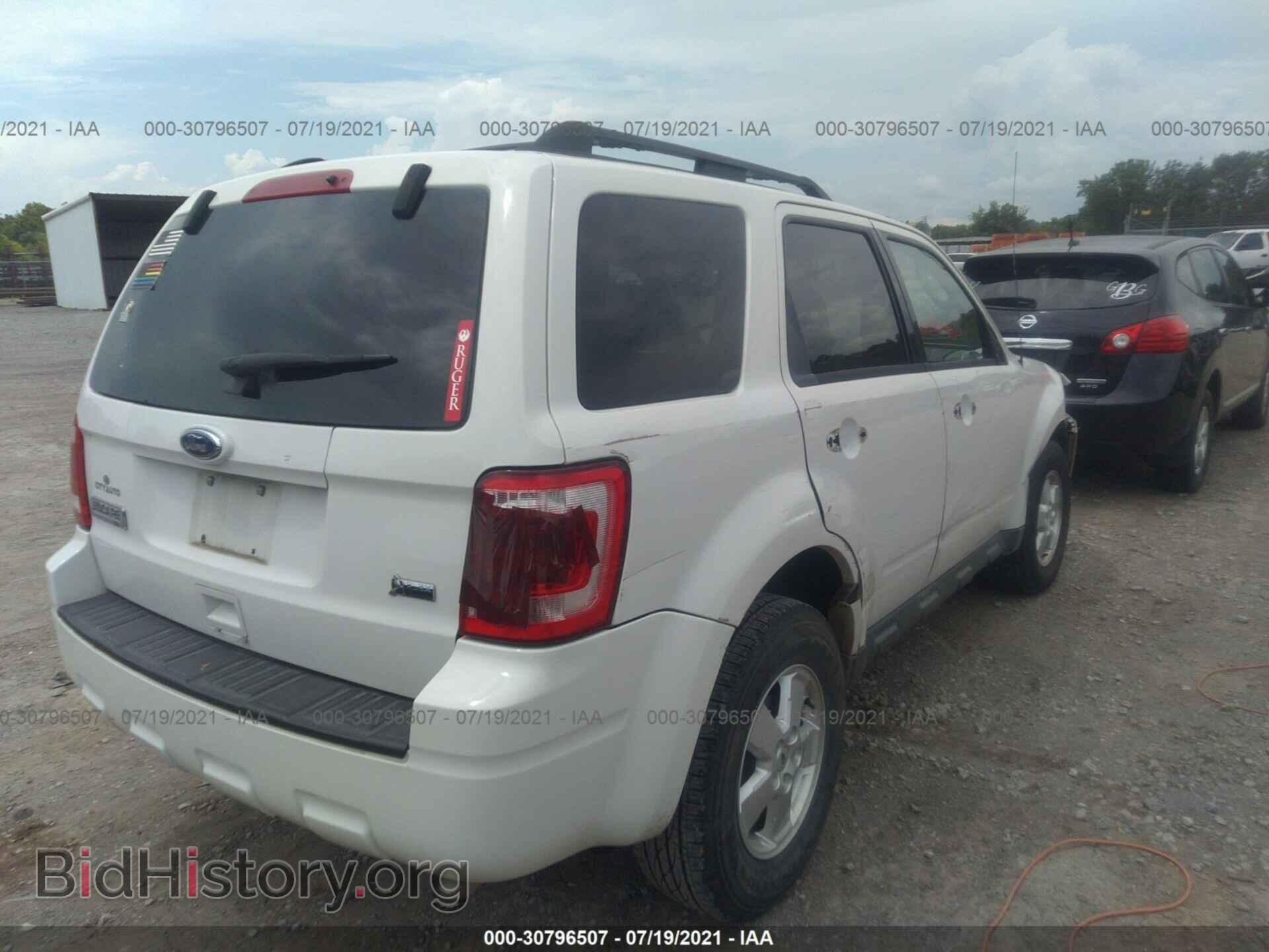2011 FORD ESCAPE - VIN: 1FMCU0DG5BKA33894 - Фото 4