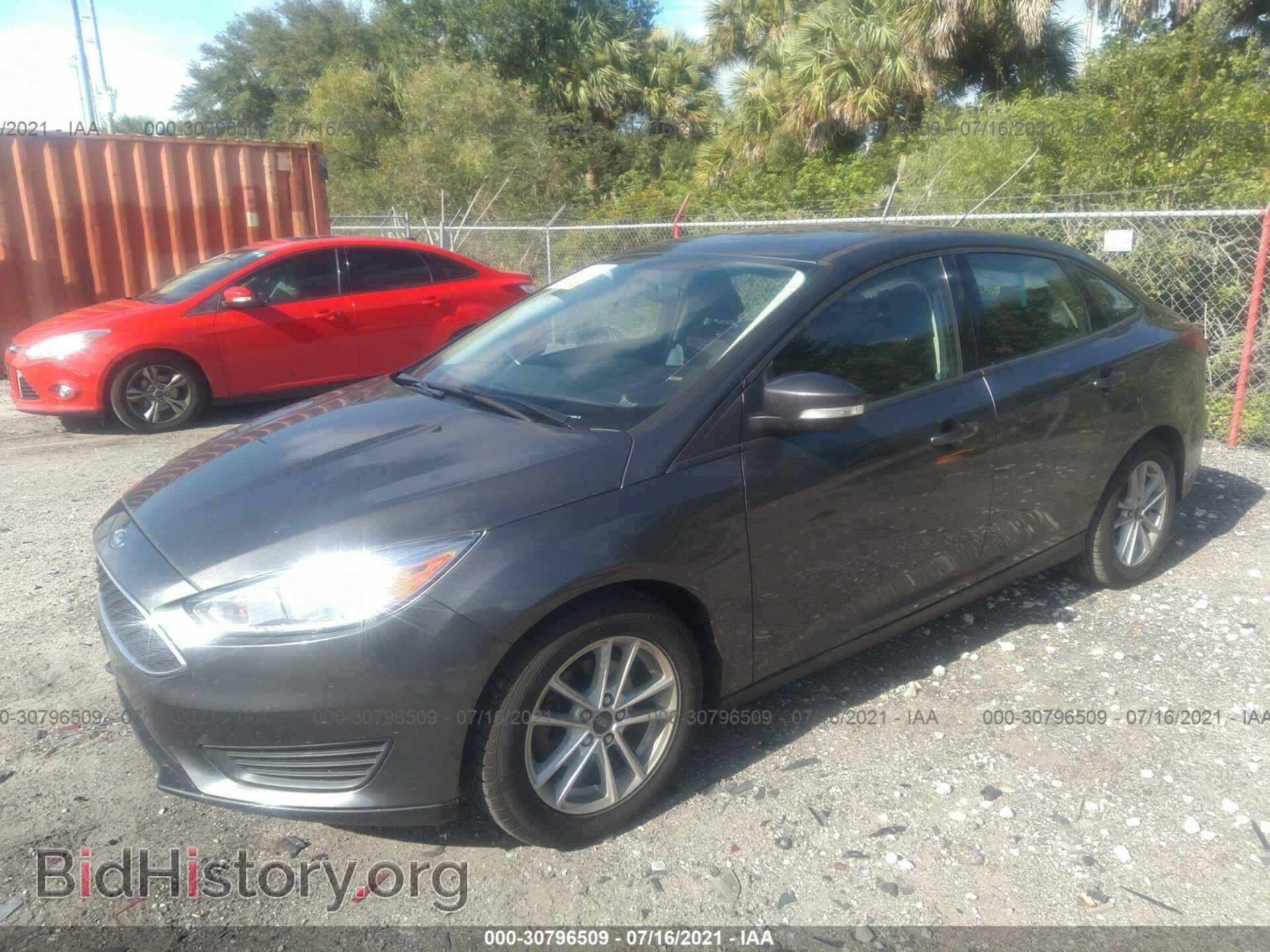 2017 FORD FOCUS - VIN: 1FADP3FE3HL348750 - Фото 2