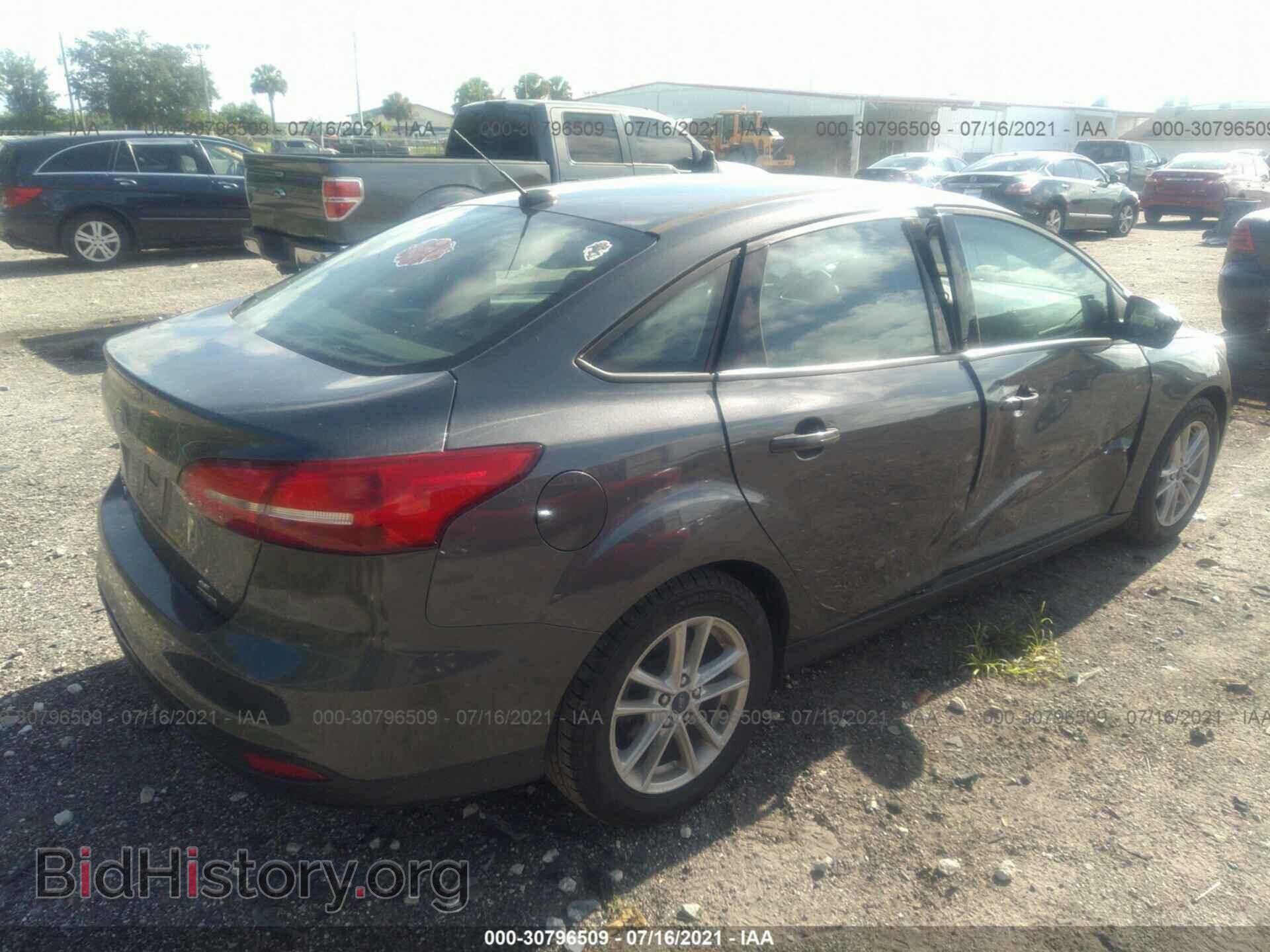 2017 FORD FOCUS - VIN: 1FADP3FE3HL348750 - Фото 4
