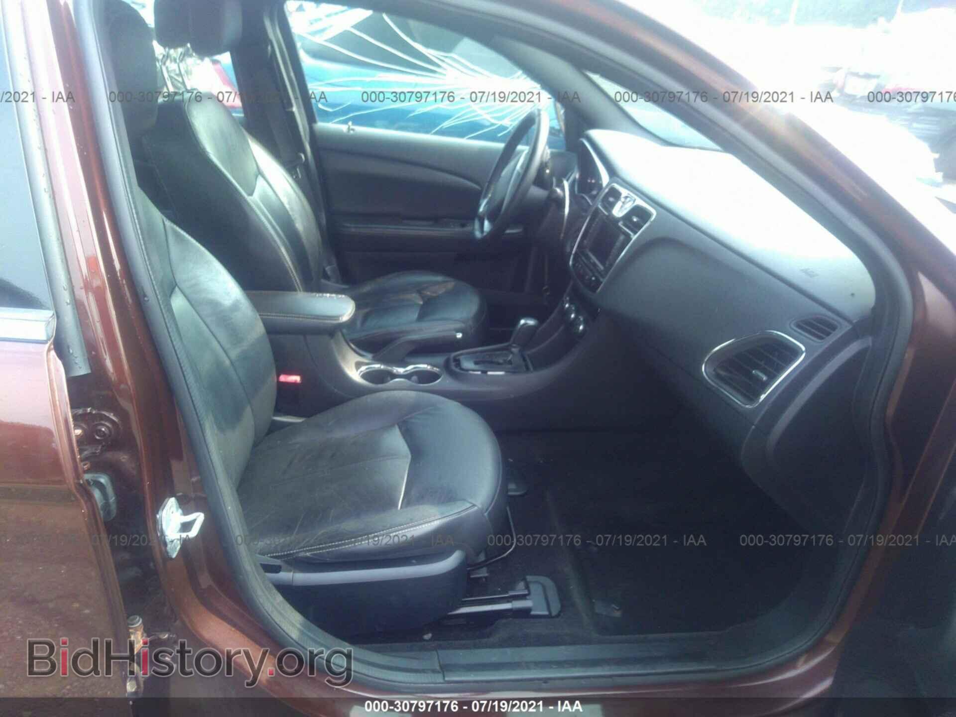2012 CHRYSLER 200 - VIN: 1C3CCBCG9CN169910 - Фото 5