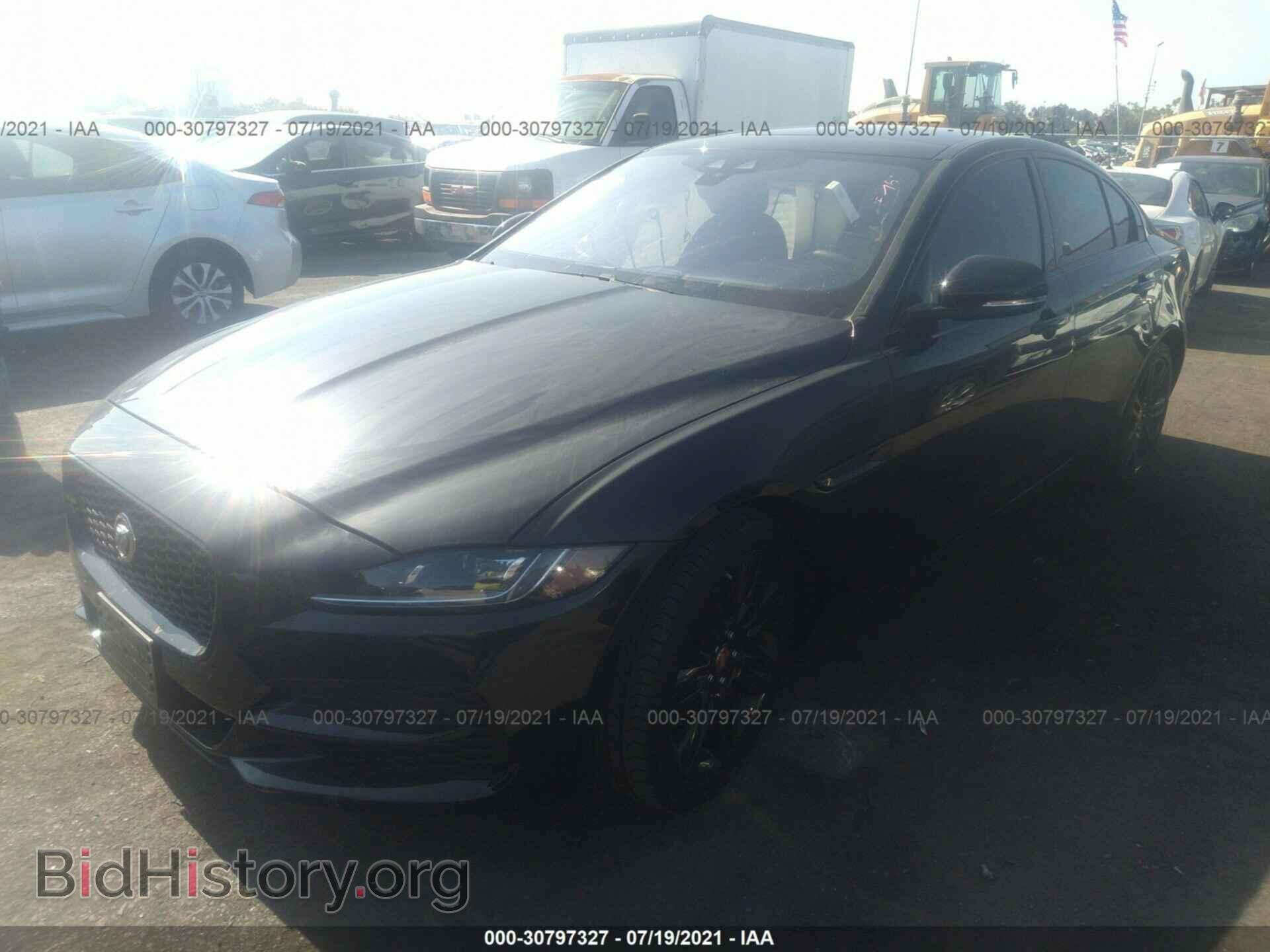 2020 JAGUAR XE - VIN: SAJAJ4FX2LCP57760 - Фото 2