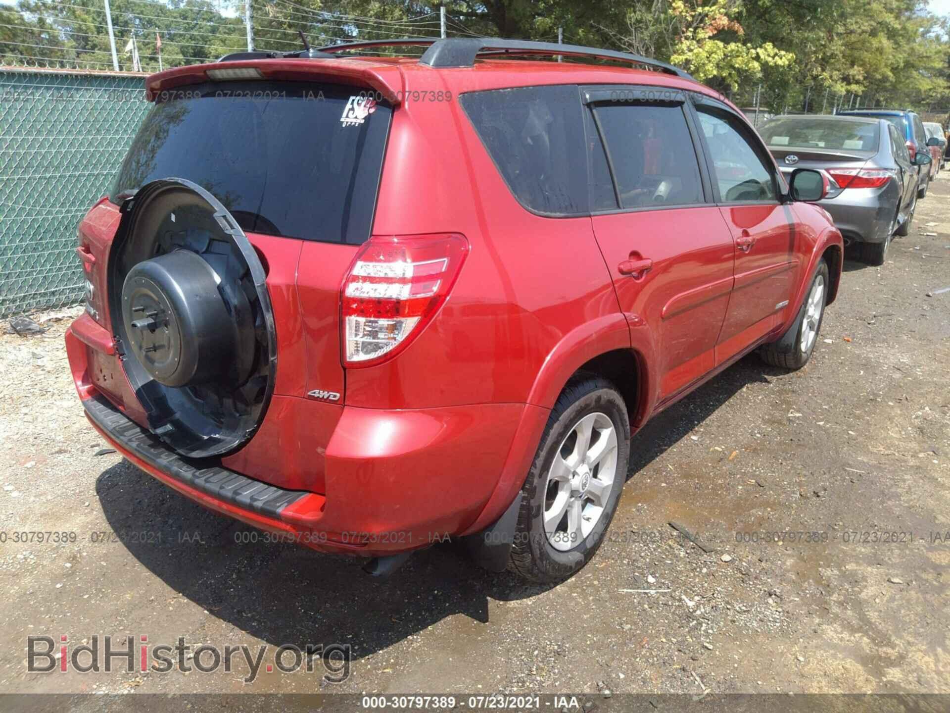 2011 TOYOTA RAV4 - VIN: 2T3DF4DV9BW106832 - Фото 4